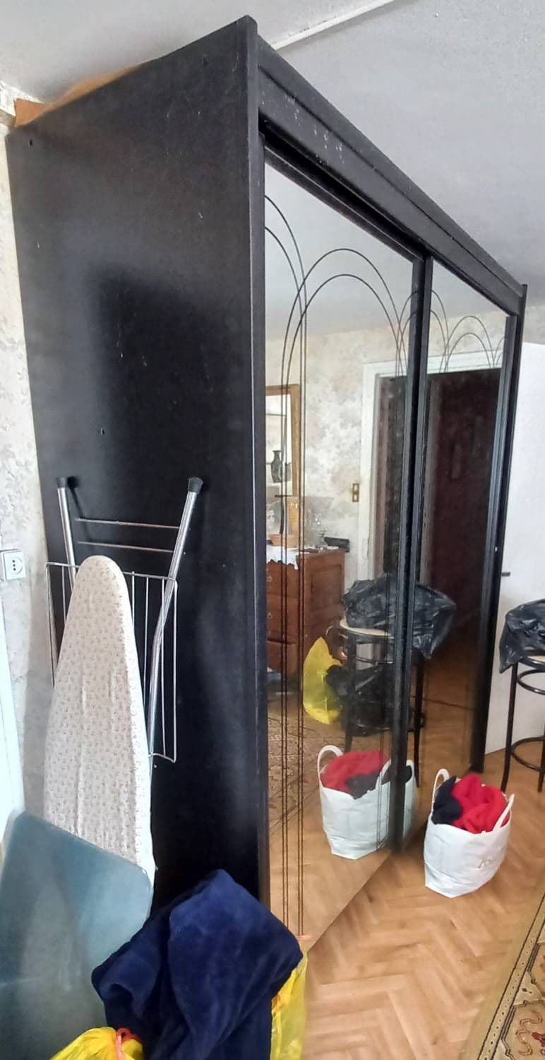 Armoire