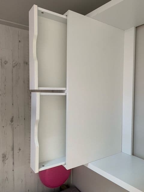 Bureau Modèle Yolo 2017 De Chez Alinéa À 119€ Vendu Avec La Notice (Facture Disponible Si Nécessaire)