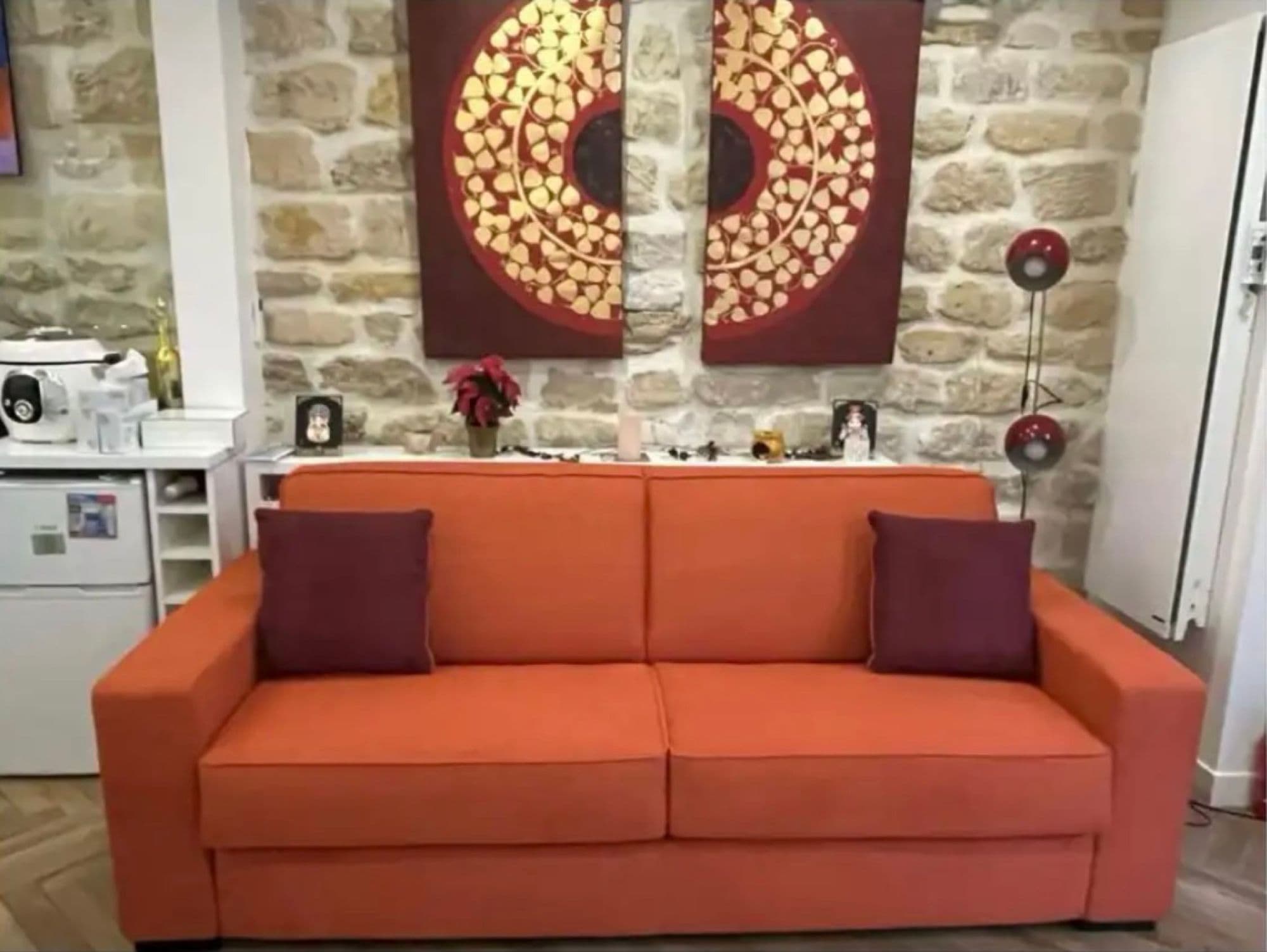 Convertible Contemporain Canapé Lit Model Haussmann Haut De Gamme Bois/Acier 3 Places Couchage 180 (Servit 5/6fois) Vendus 1/3 Du Prix À Récupérer En Boutique En Rez-De-Chaussée