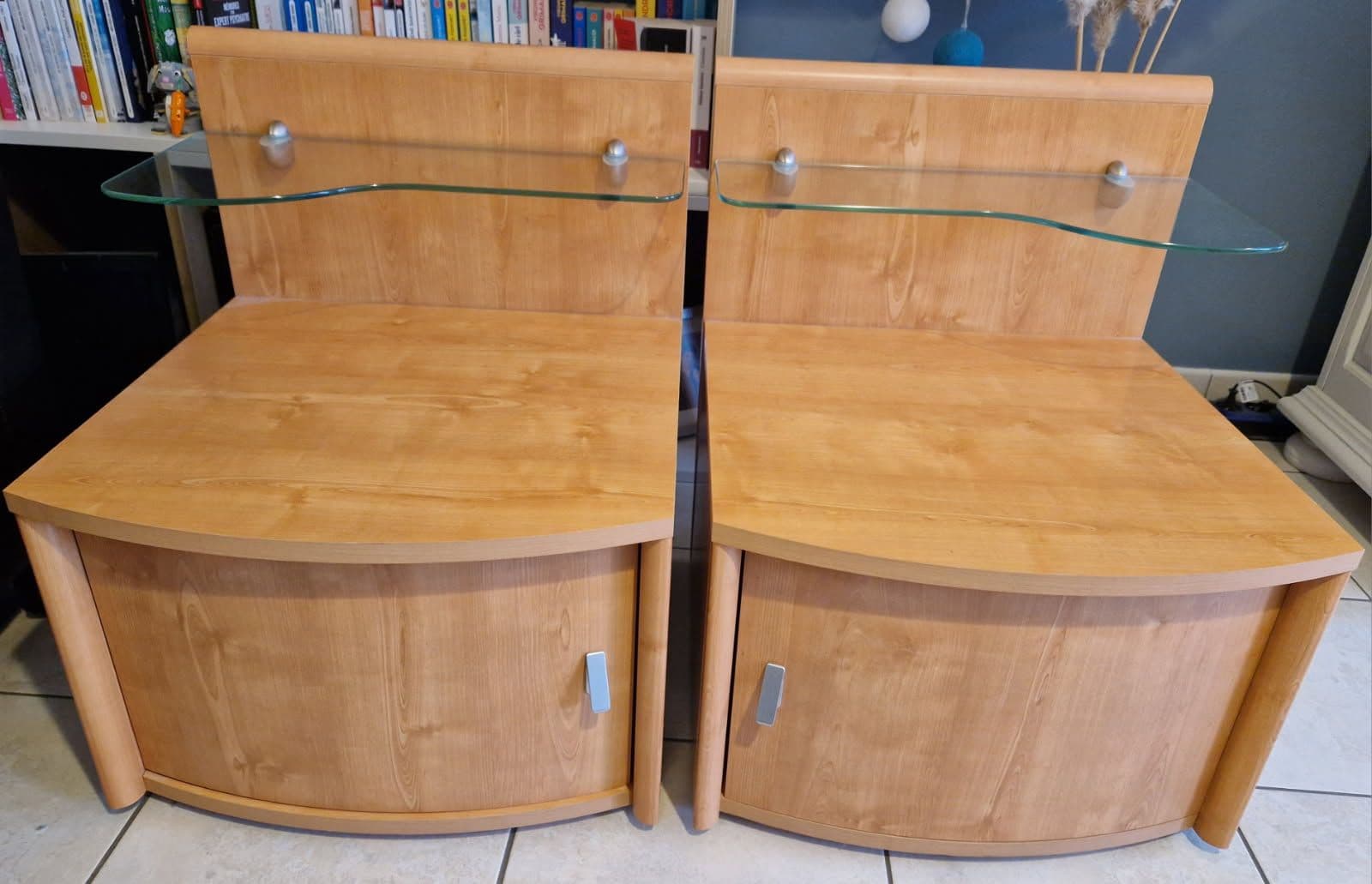 Tables De Chevet Celio Hauteur 64 Cm Plateau Verre 54 Cm Hauteur Plateau 36 Cm Largeur 50,5 Profondeur 45 Cm