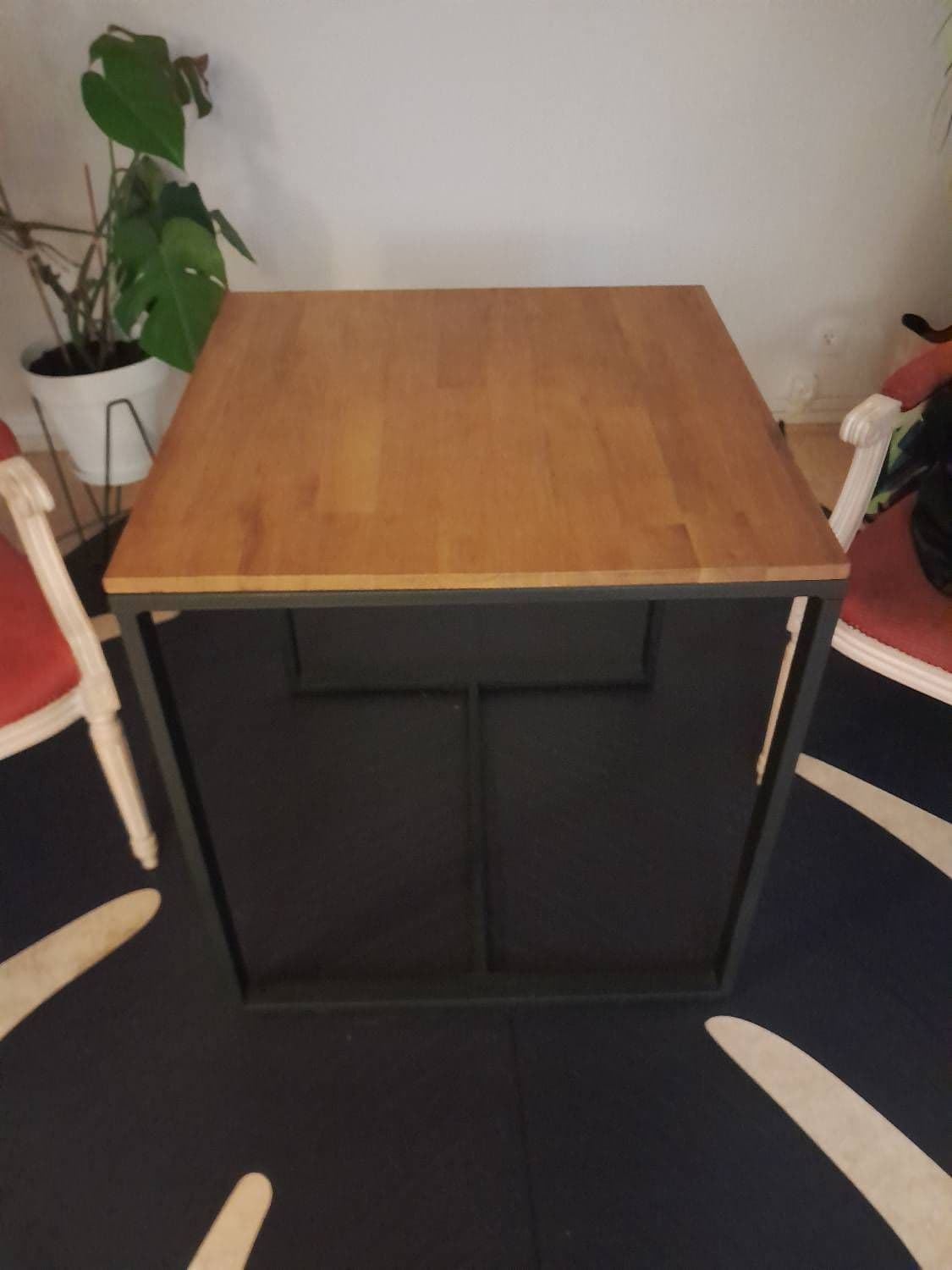 Table Industrielle 70x70cm