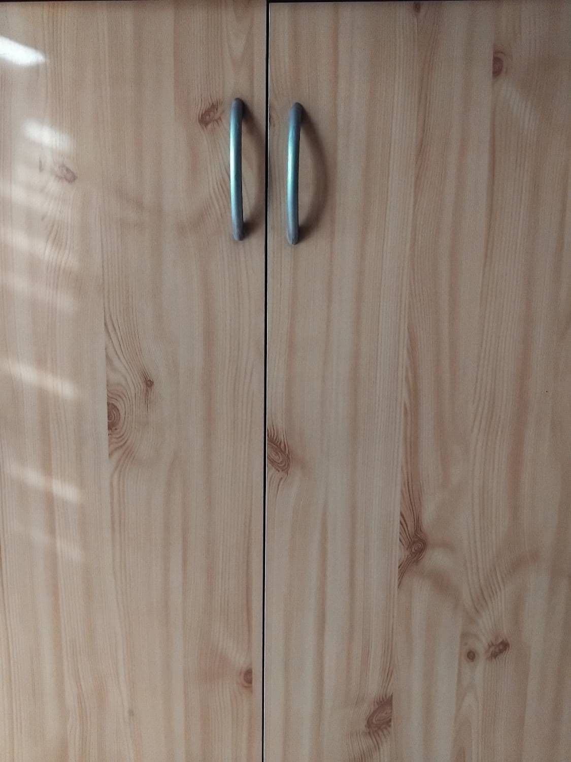 Armoire de rangement