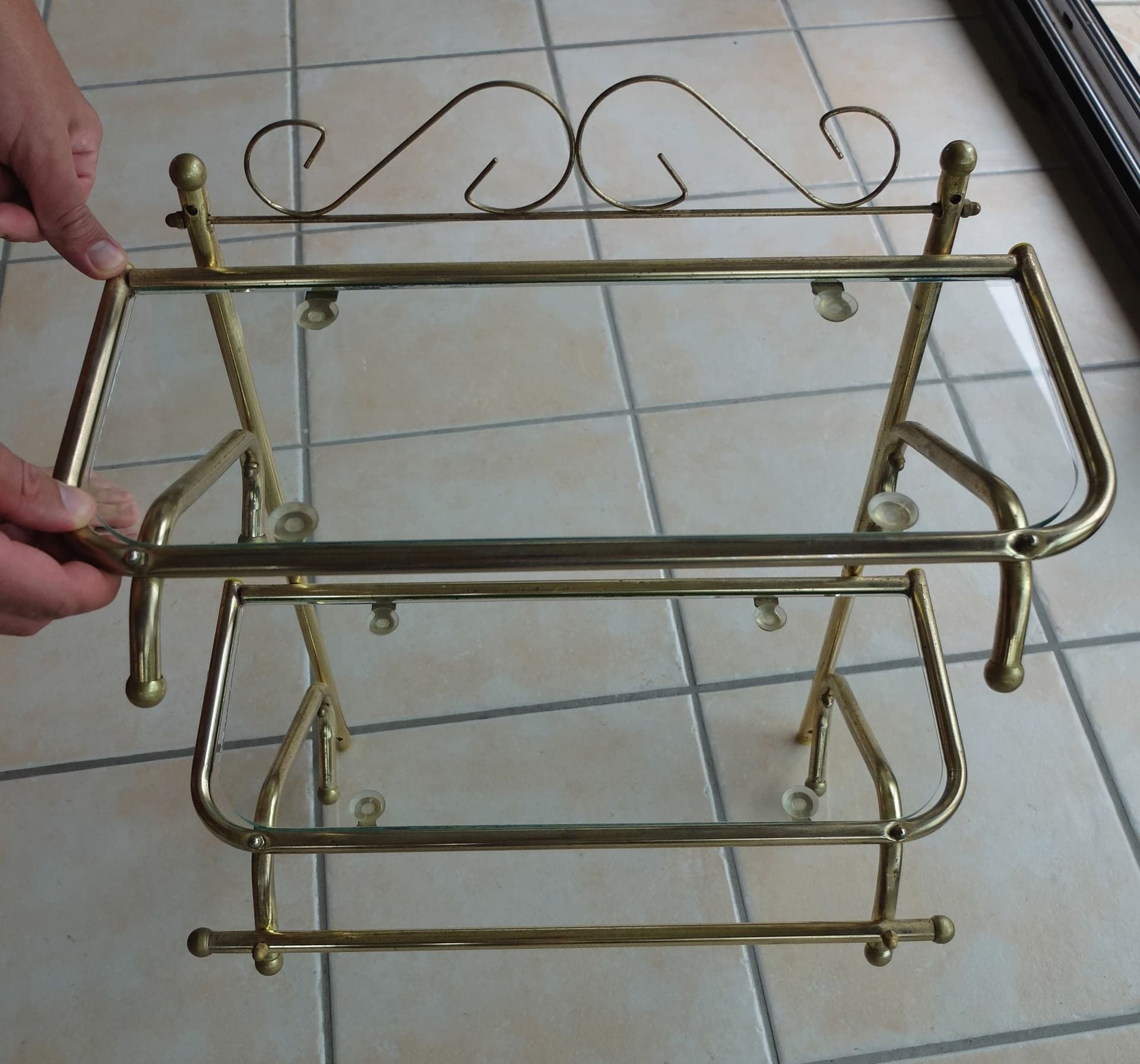 Etagère en métal
