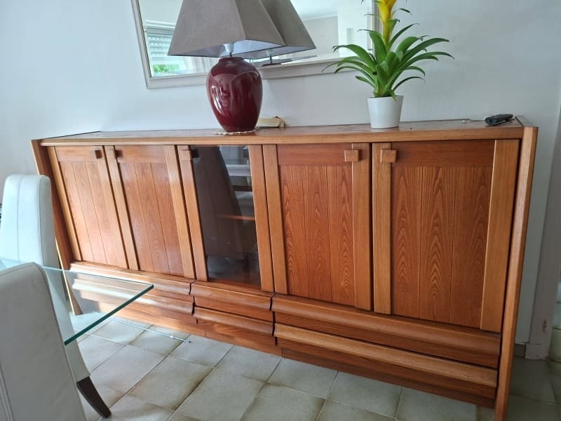 Buffet en orme massif