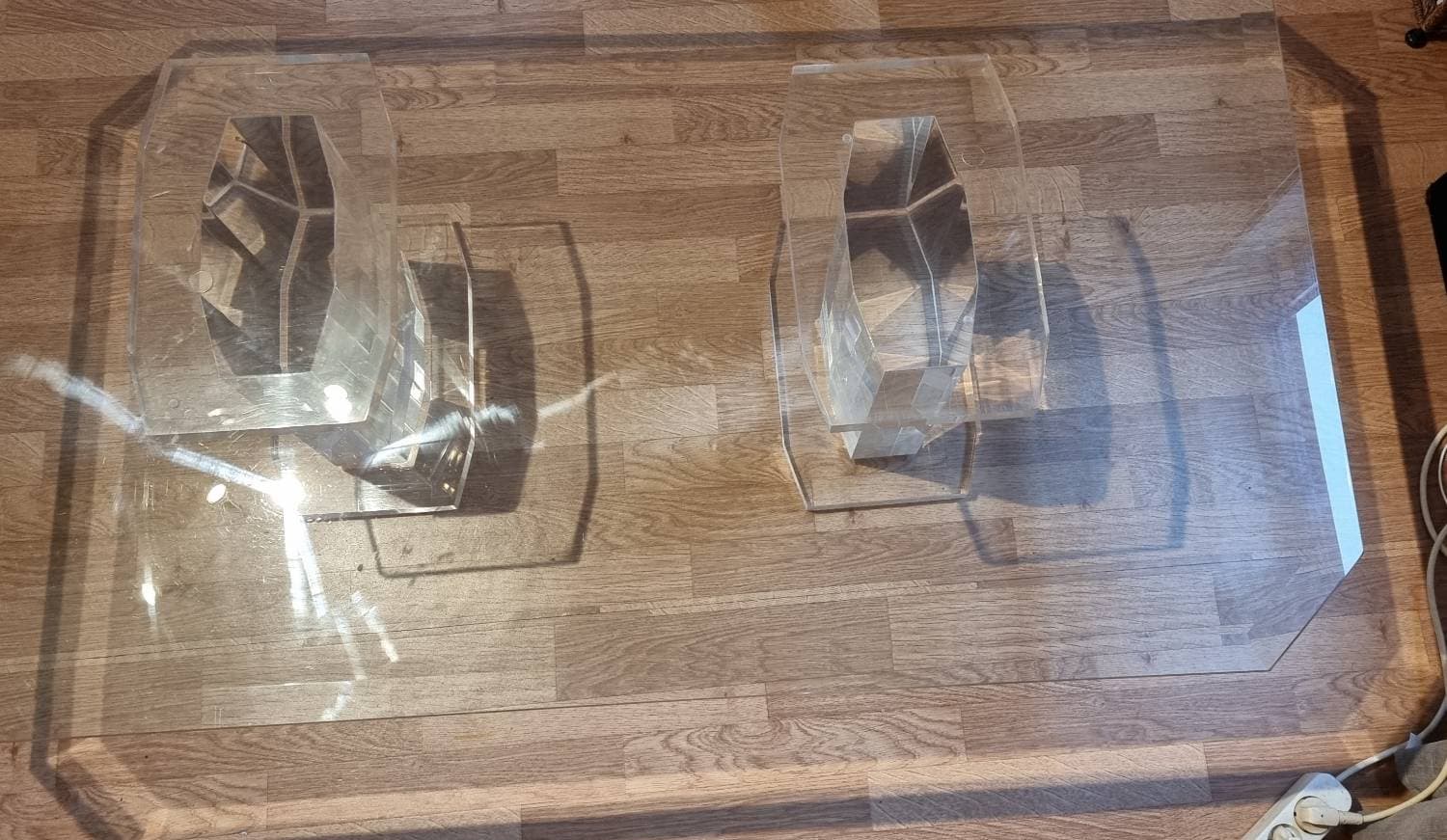 Table basse en verre à sasir