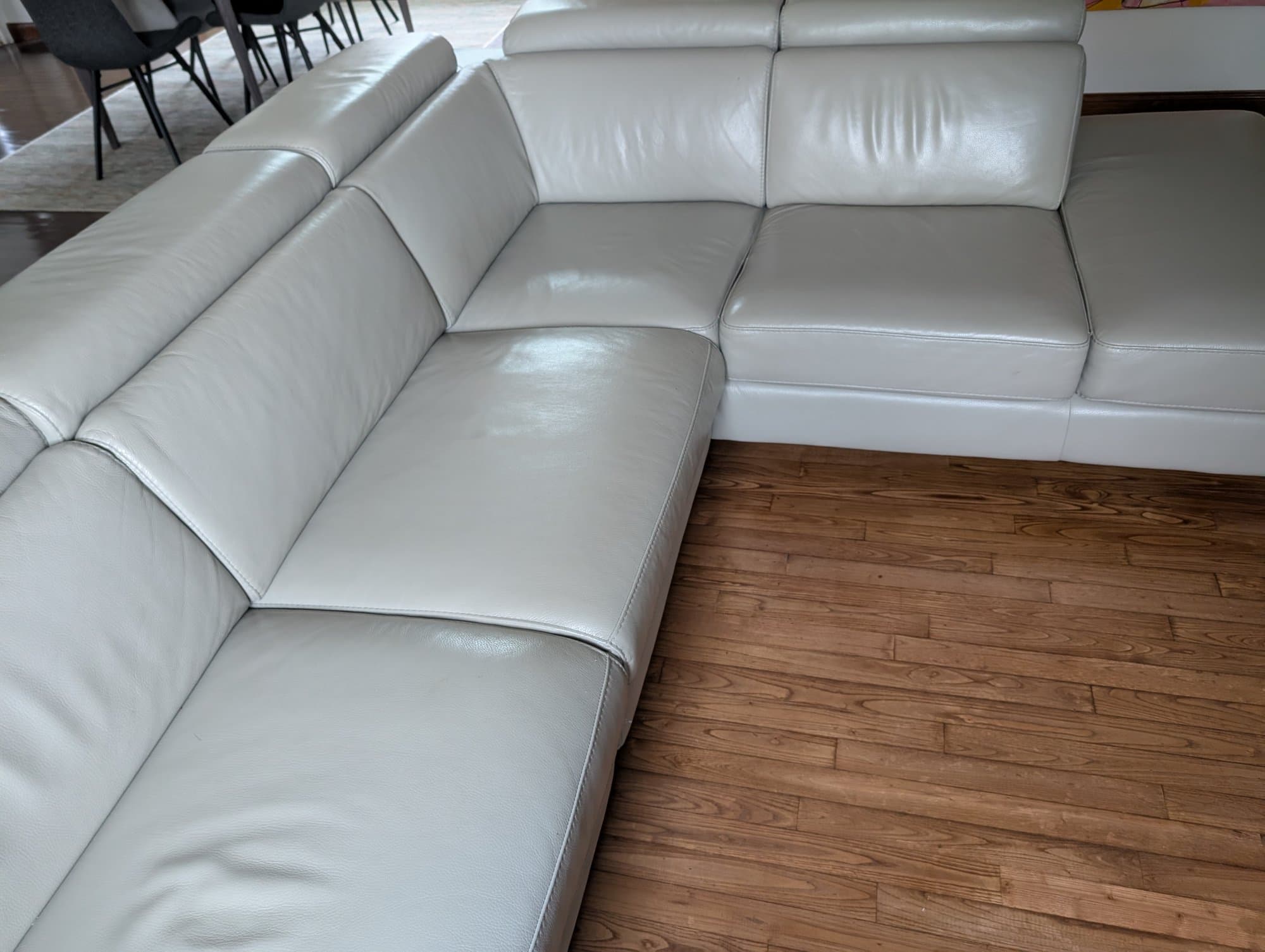 Canapé d'angle cuir gris clair