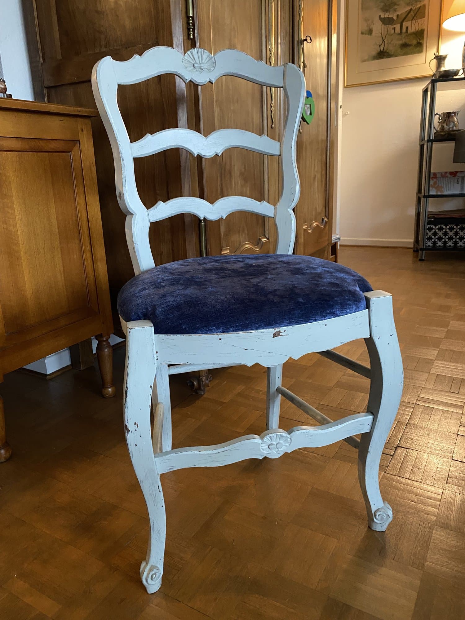 Lot de 6 chaises bois blanc, assise bleue