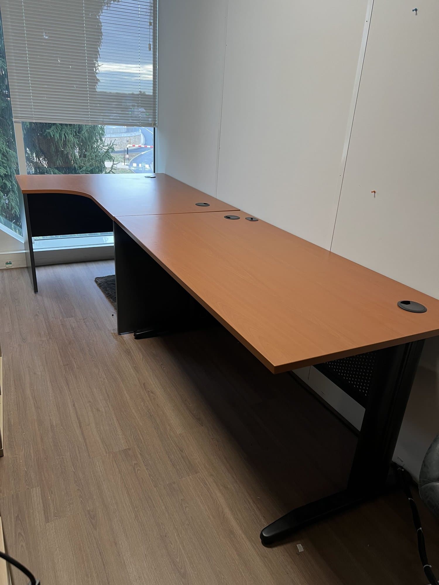 Bureau d'angle professionnel + Tiroir + extension 2ème bureau droit (Bureau Bruneau)