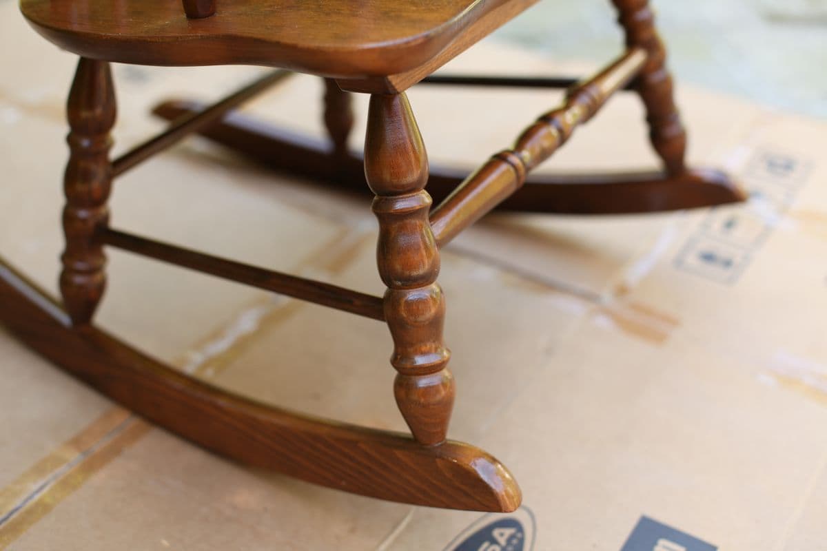Chaise à bascule enfant ou décoration