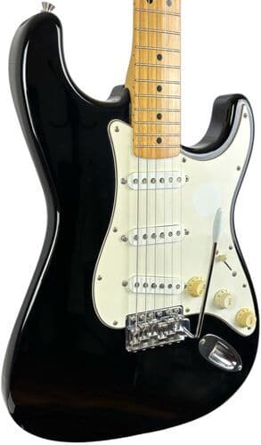 Fender Japan 72 Reissue Stratocaster 1997-2000 - svart svart