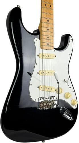 Fender Japan ST-43 Stratocaster 1993-1994 - Black svart