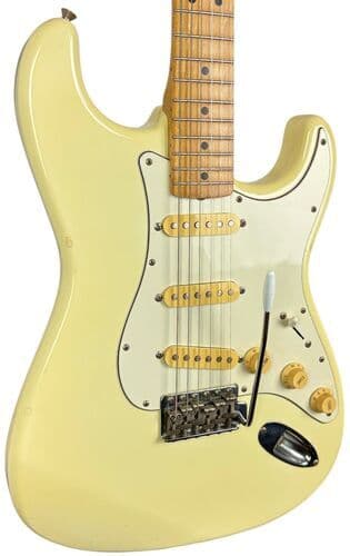 Fender Japan ST-45 Stratocaster 2004-2005 - Vintage White Vintage White