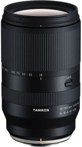 Tamron 18-300mm f3.5-6.3 Di III-A VC VXD Fujifilm Tamron svart