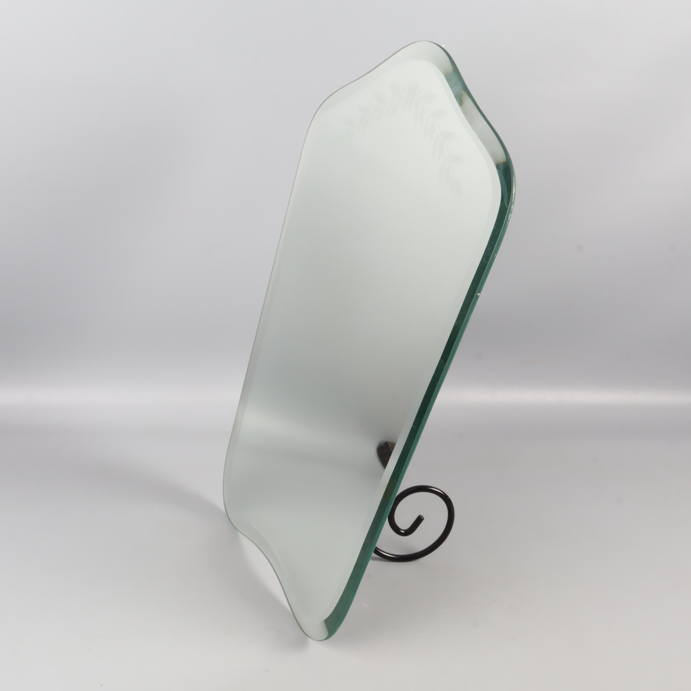 Bordsspegel med metallfot