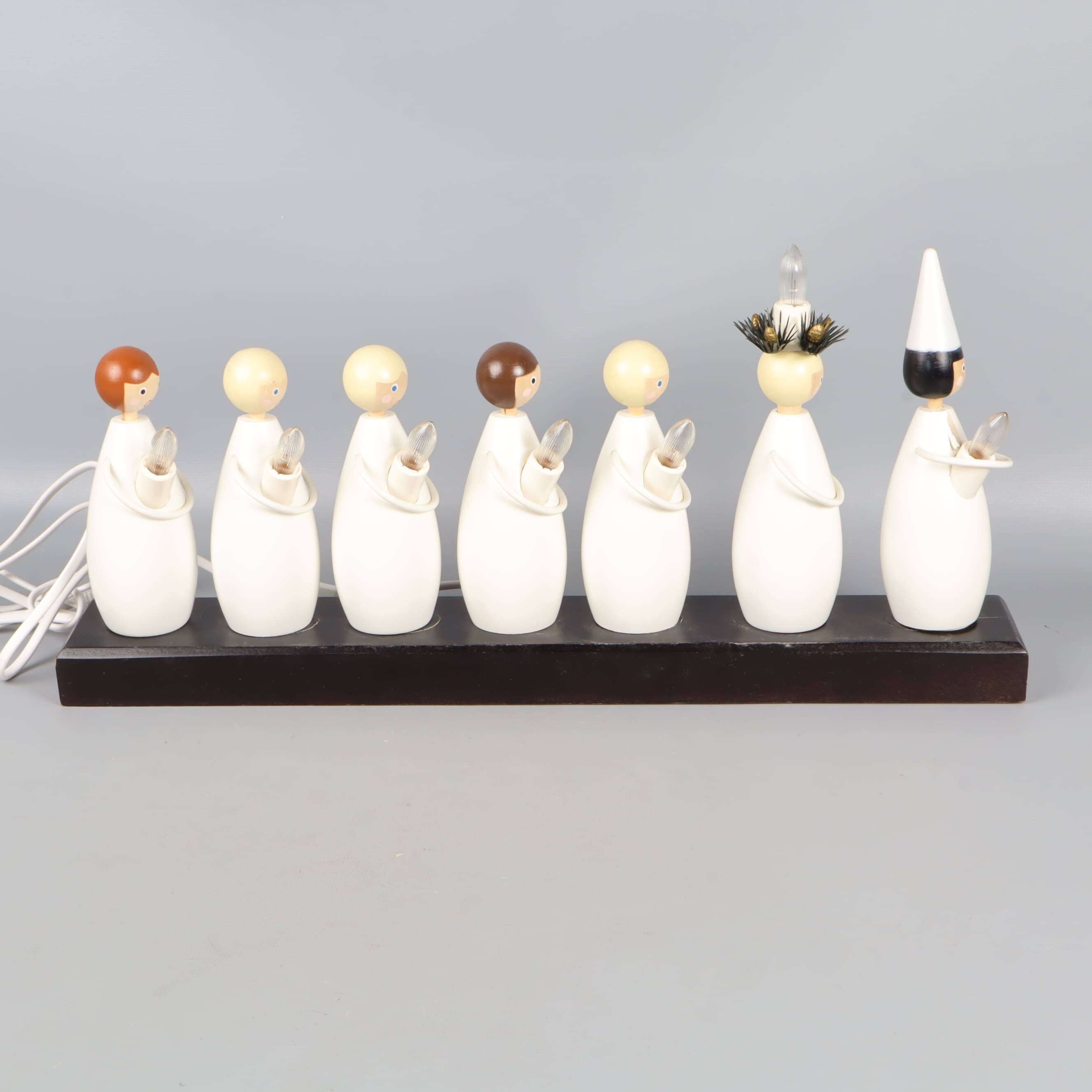 Swing Industrial luciatåg elljusstake med sju figurer