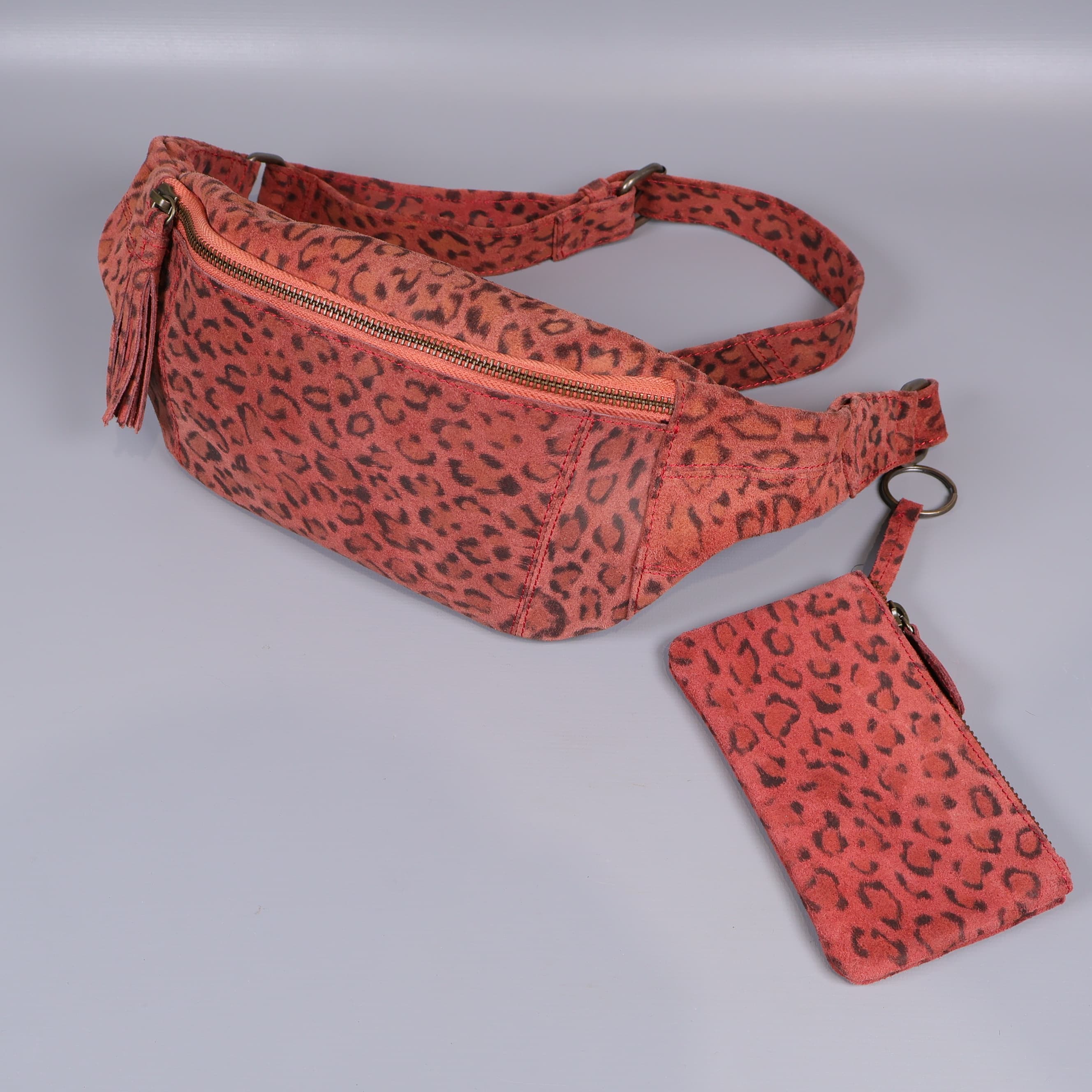 Black Colour röd midjevästa med leopardmönster