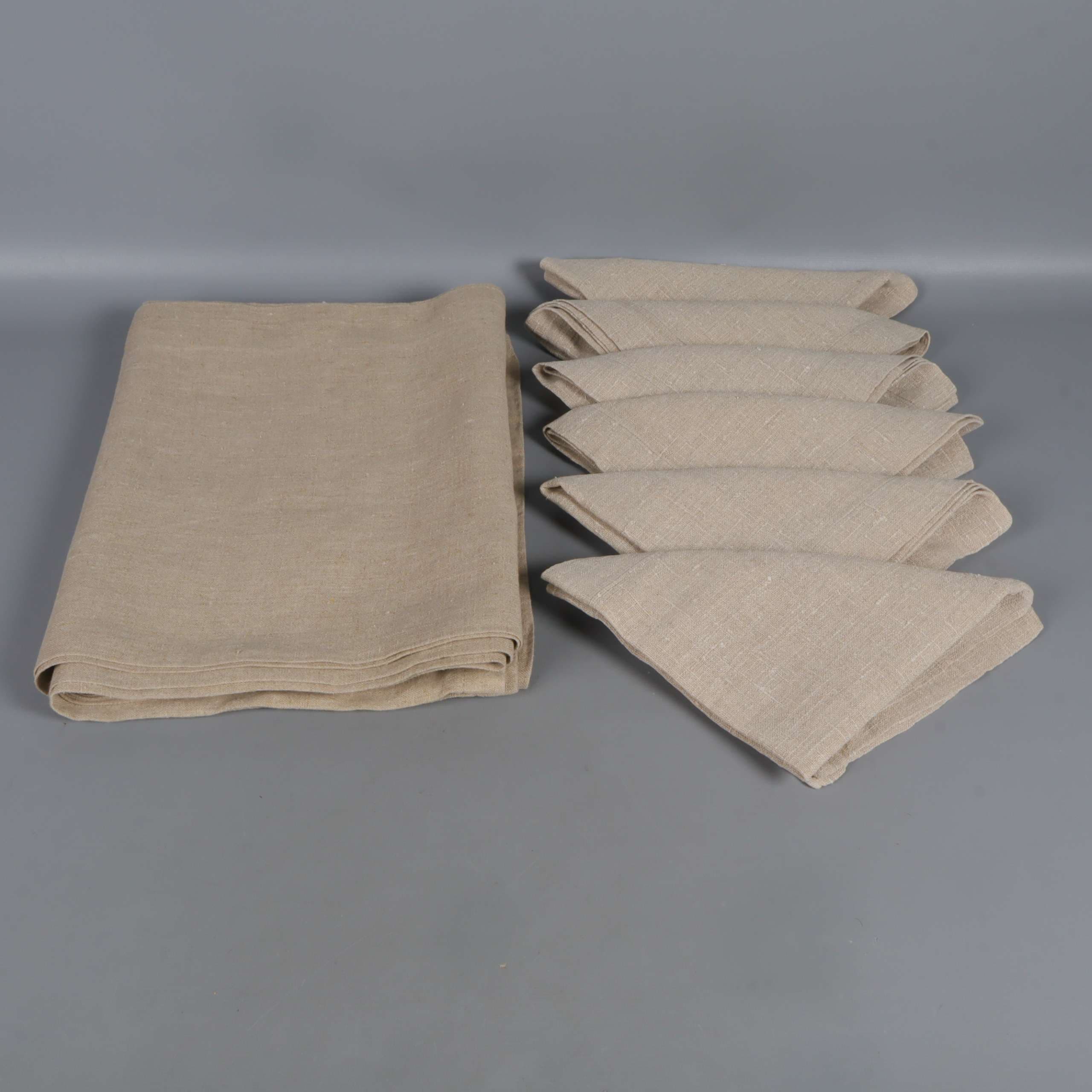 Linnehuset - Bordsduk med sex servetter