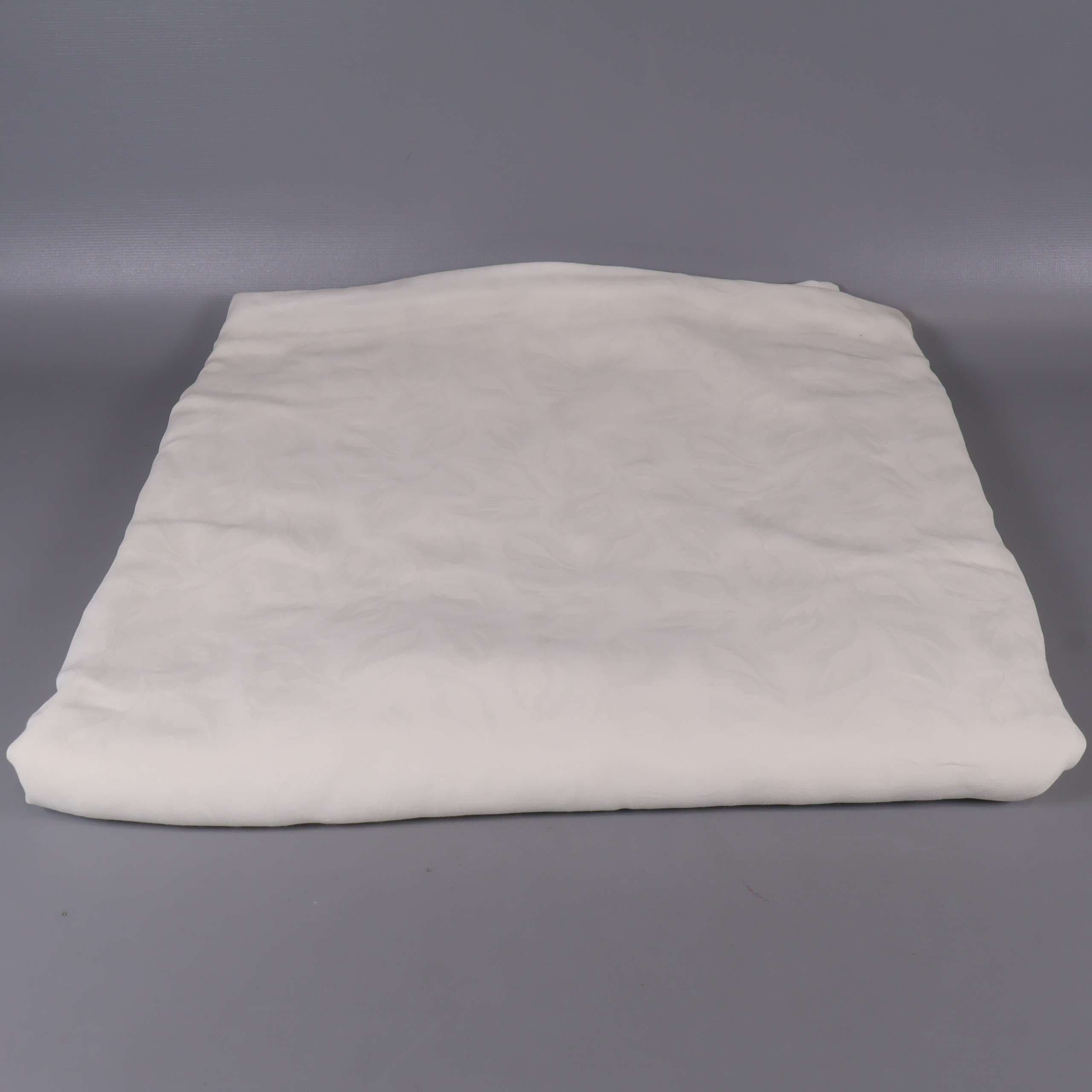 Vintage tyg med damast mönster 5m