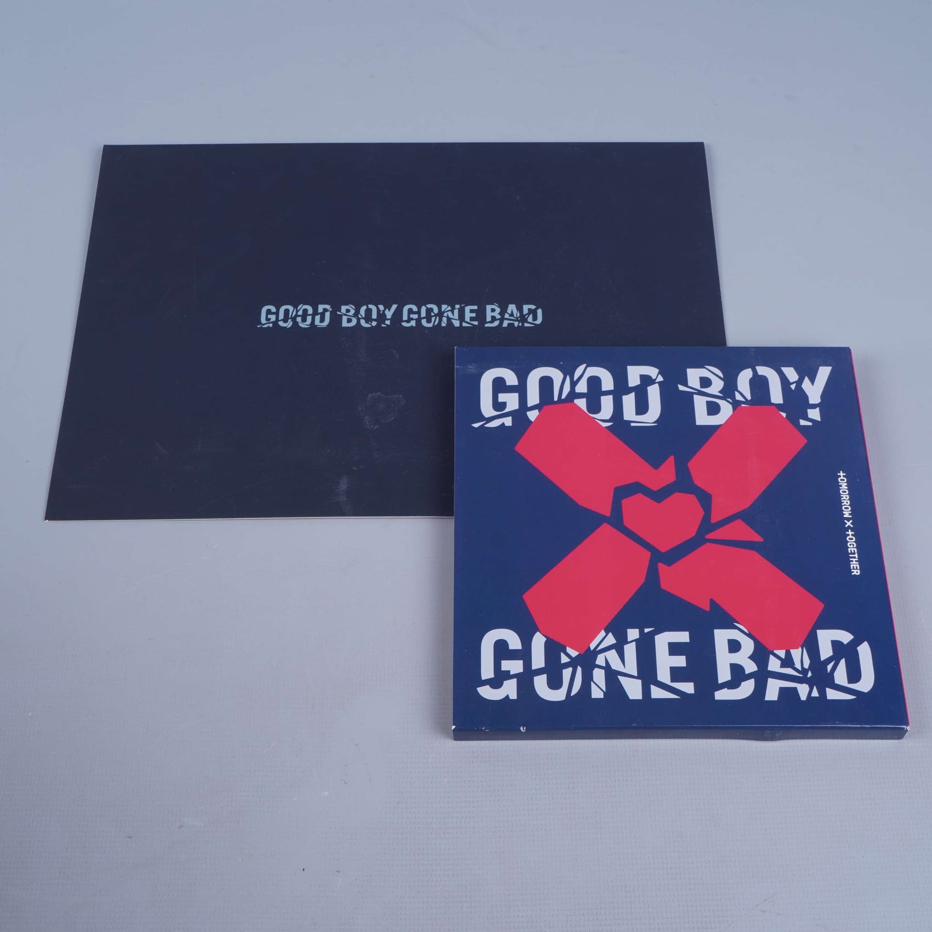 TXT - Good boy gone bad - Kpop album med exklusiv holografisk bild