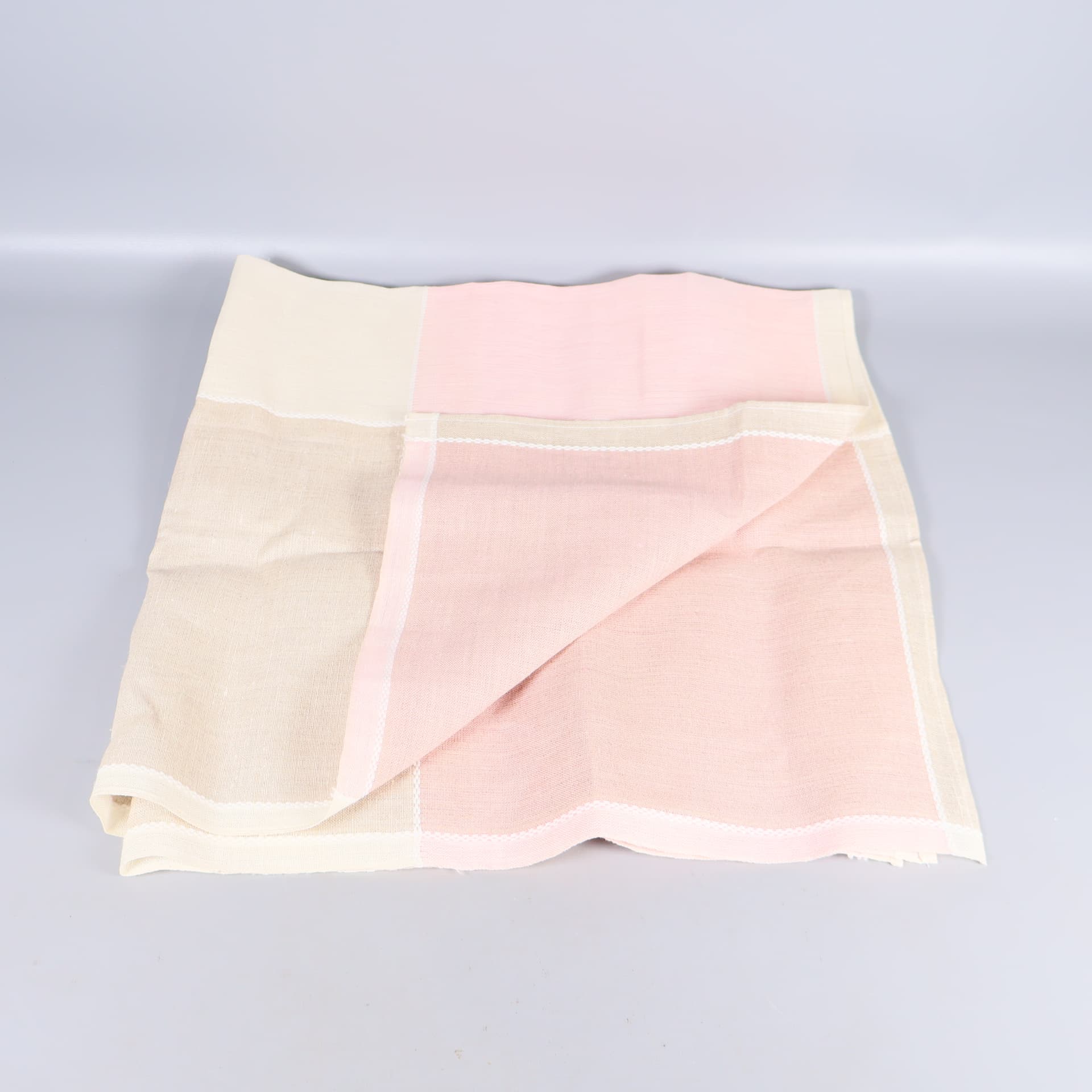 Almedahls Bordsduk Linneduk 87x87 cm