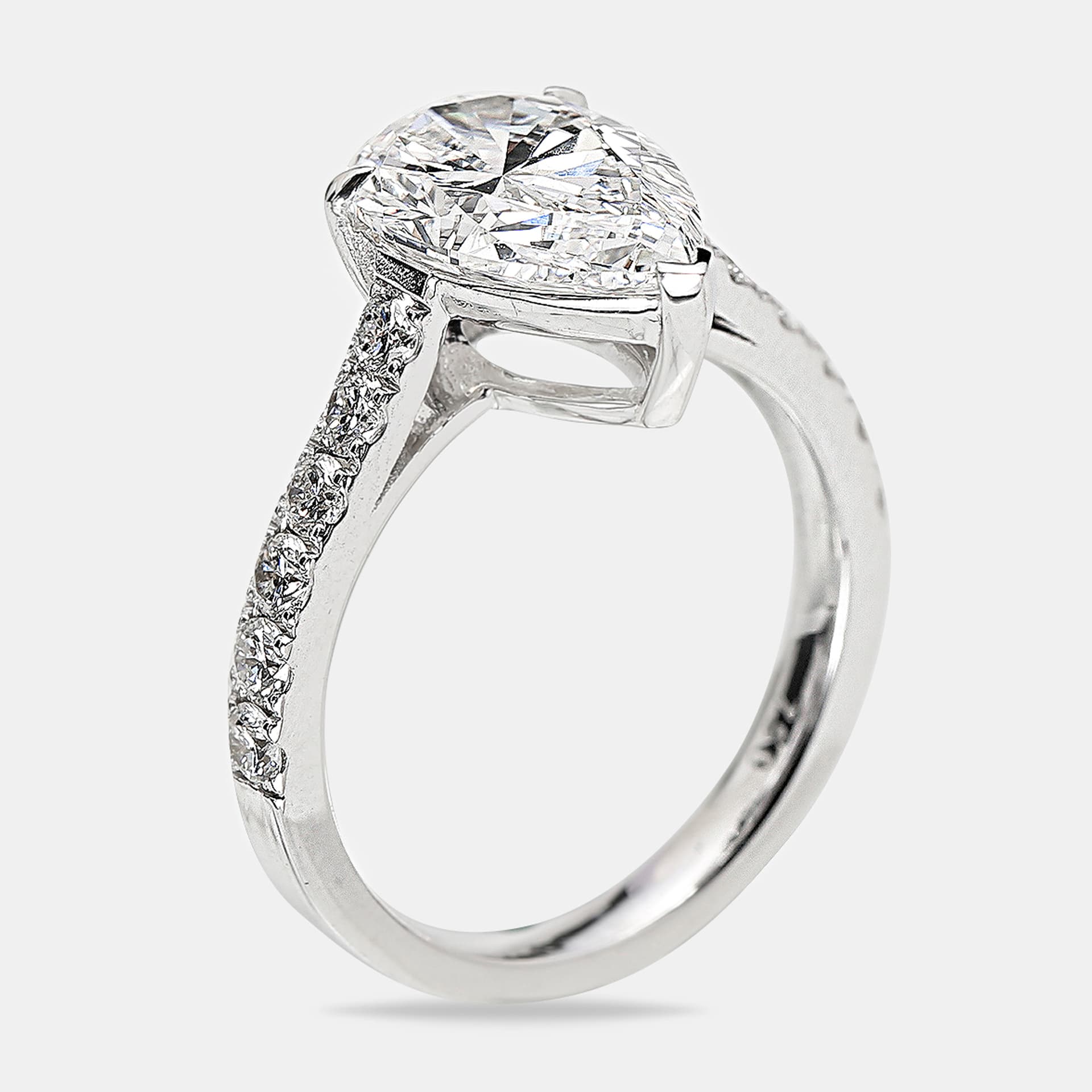 3.50 cts Pear Brilliant Round 18k White Gold Lab Grown Diamonds Ring Size 53