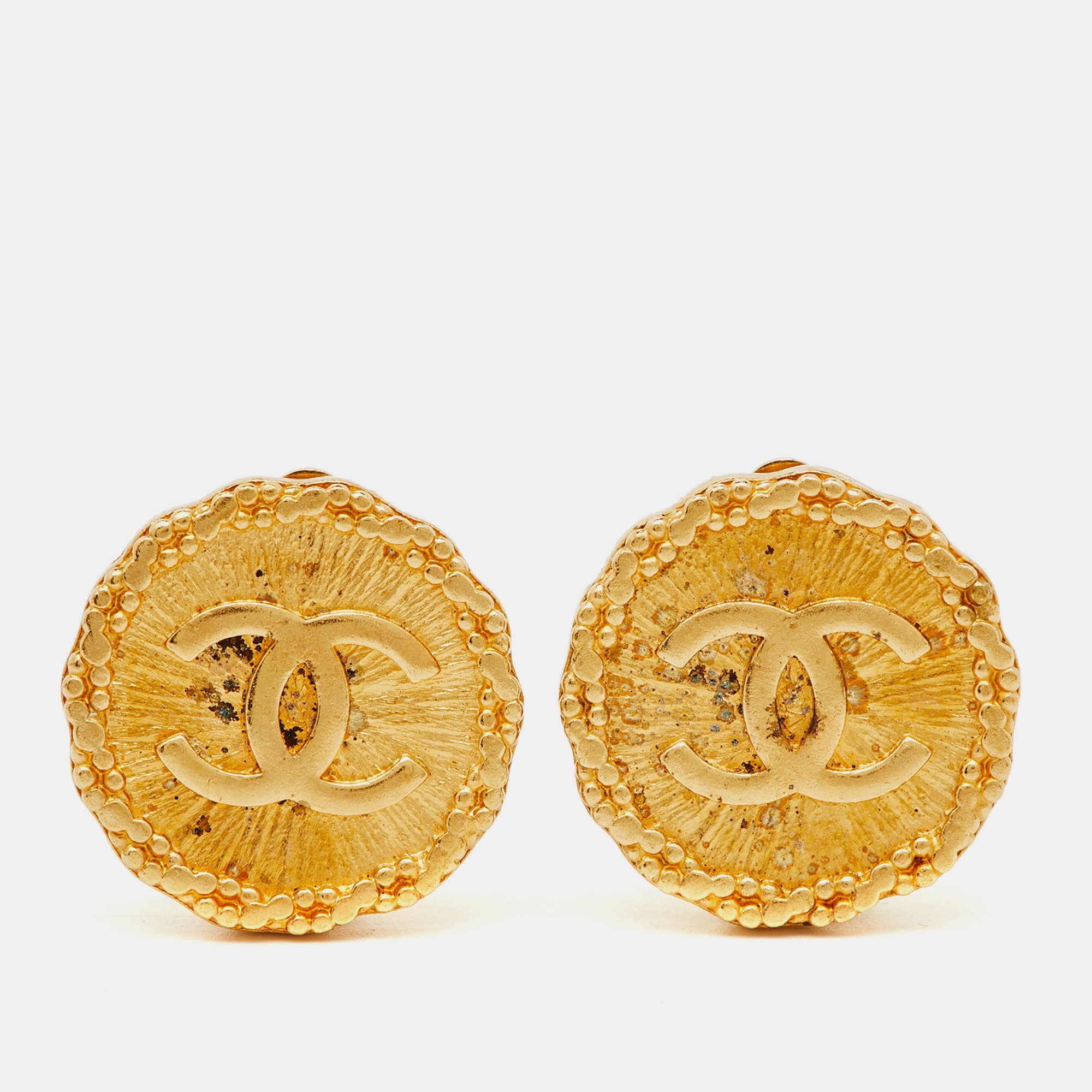 Chanel CC Textured Gold Tone Round Clip-on Earrings