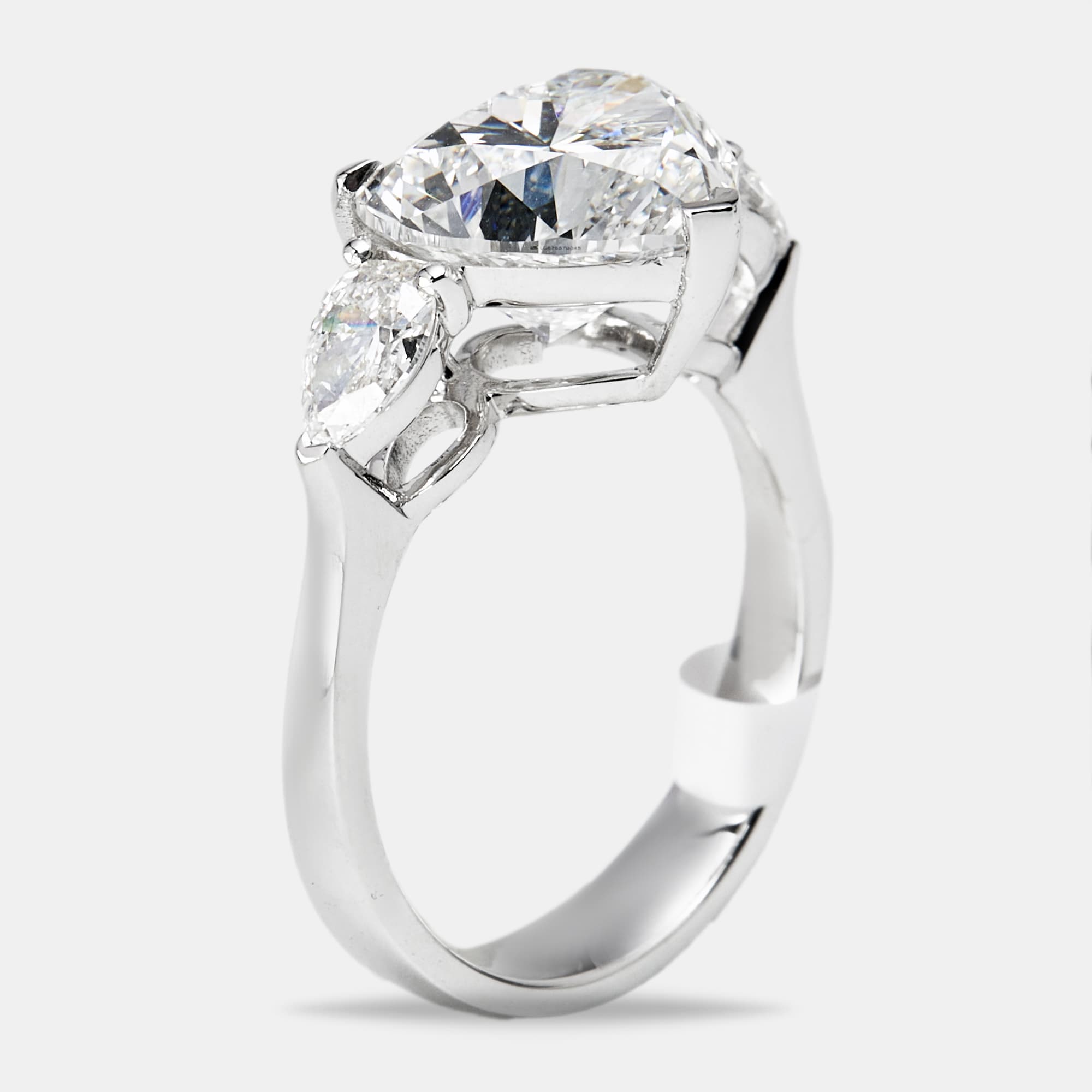 4.5 cts Heart and Pear Lab Grown Diamond 18k White Gold Ring Size 51