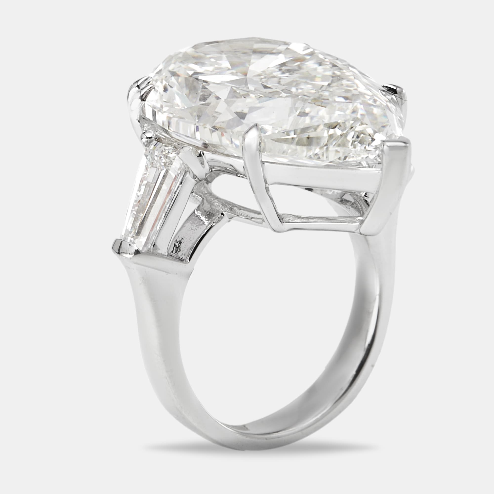 16.00 cts Pear and Trapezoid Lab Grown Diamond 18k White Gold Ring Size 52