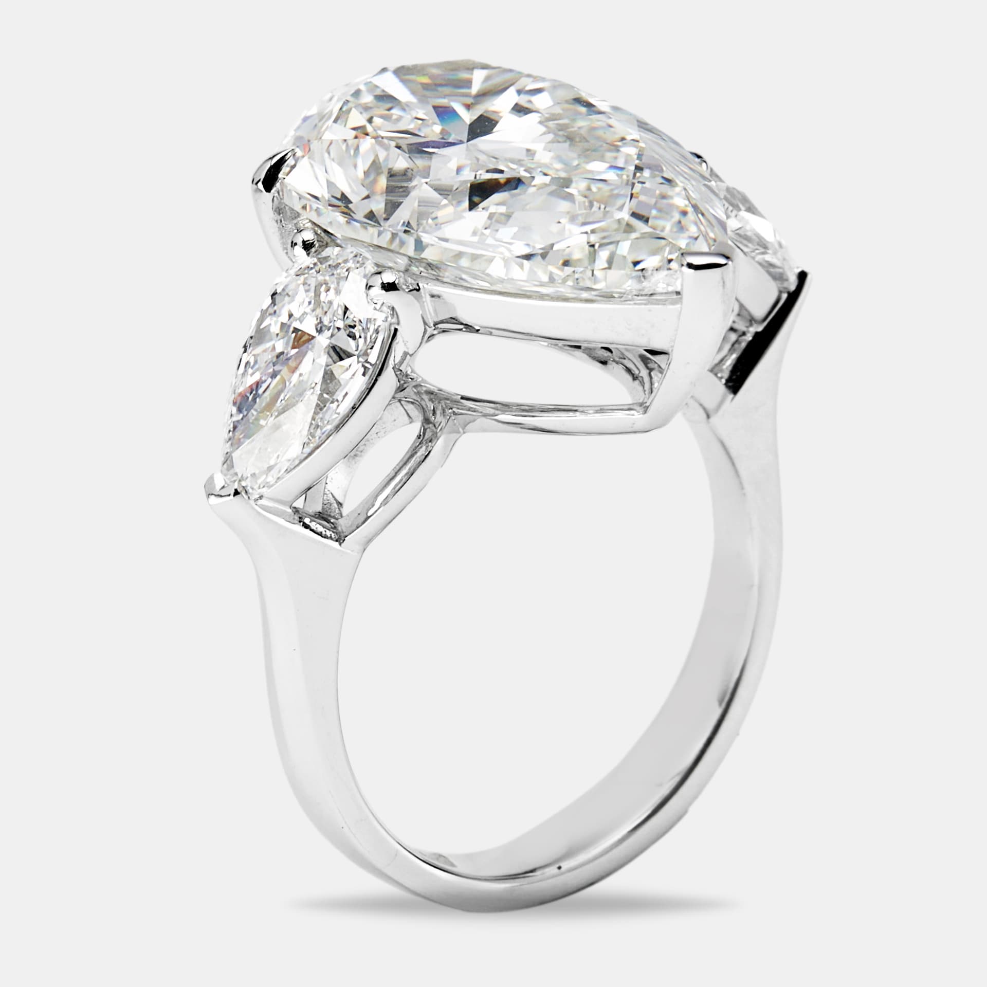 4 cts Pear Brilliant Lab Grown Diamond 18k White Gold Ring Size 54