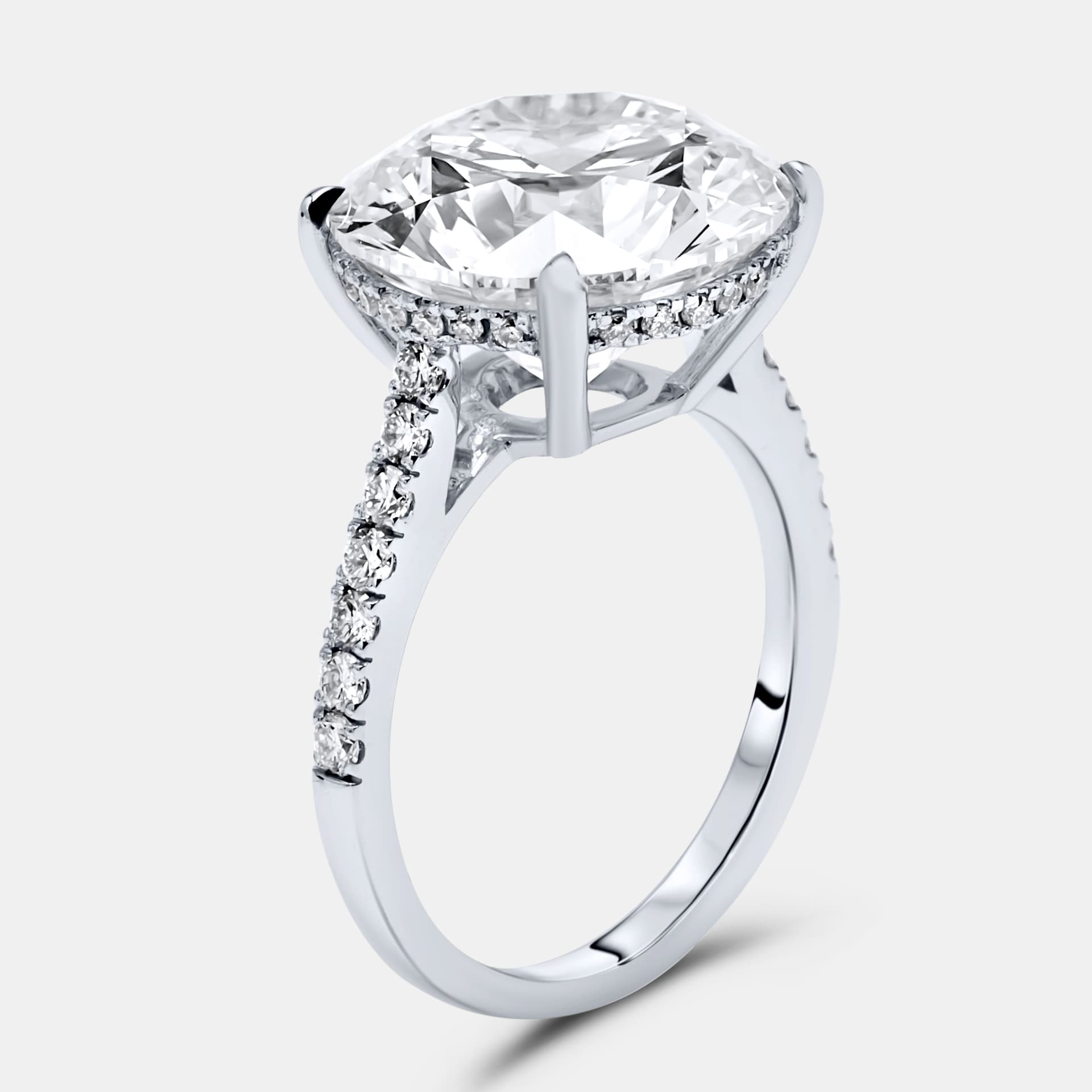 8.47 cts Round Brilliant Lab Grown Diamond 18k White Gold Ring Size 54