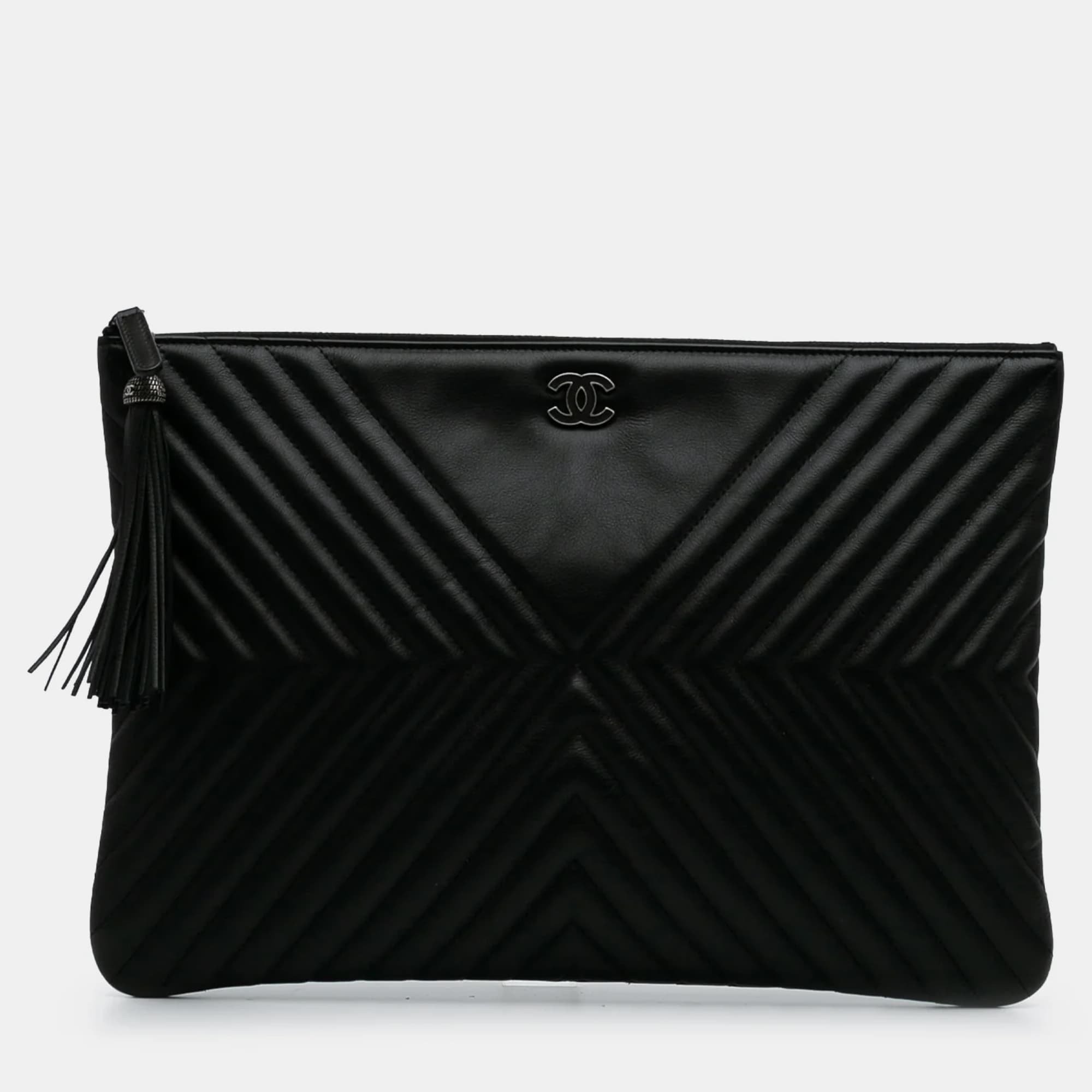 Chanel Diagonal Chevron Large Black Calfskin Tassel O Case Clutch