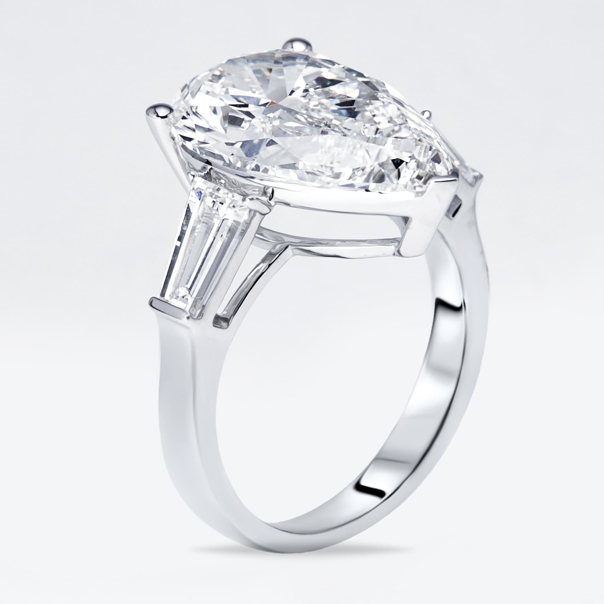 8 cts Pear Trapezoid Lab Grown Diamond 18k White Gold Ring Size 53