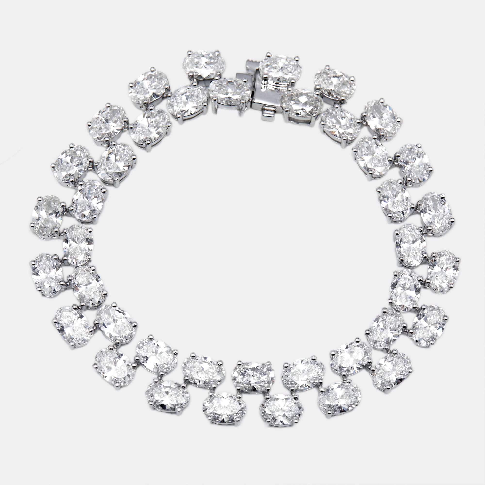 20.8 cts Oval Lab Grown Diamonds 18k White Gold Bracelet