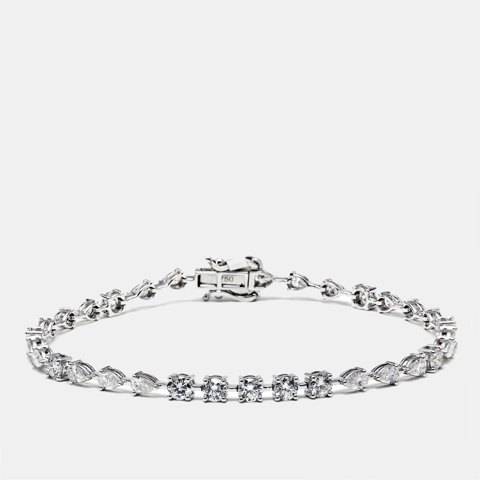 3.9 cts Pear Round Lab Grown Diamonds 18k White Gold Bracelet
