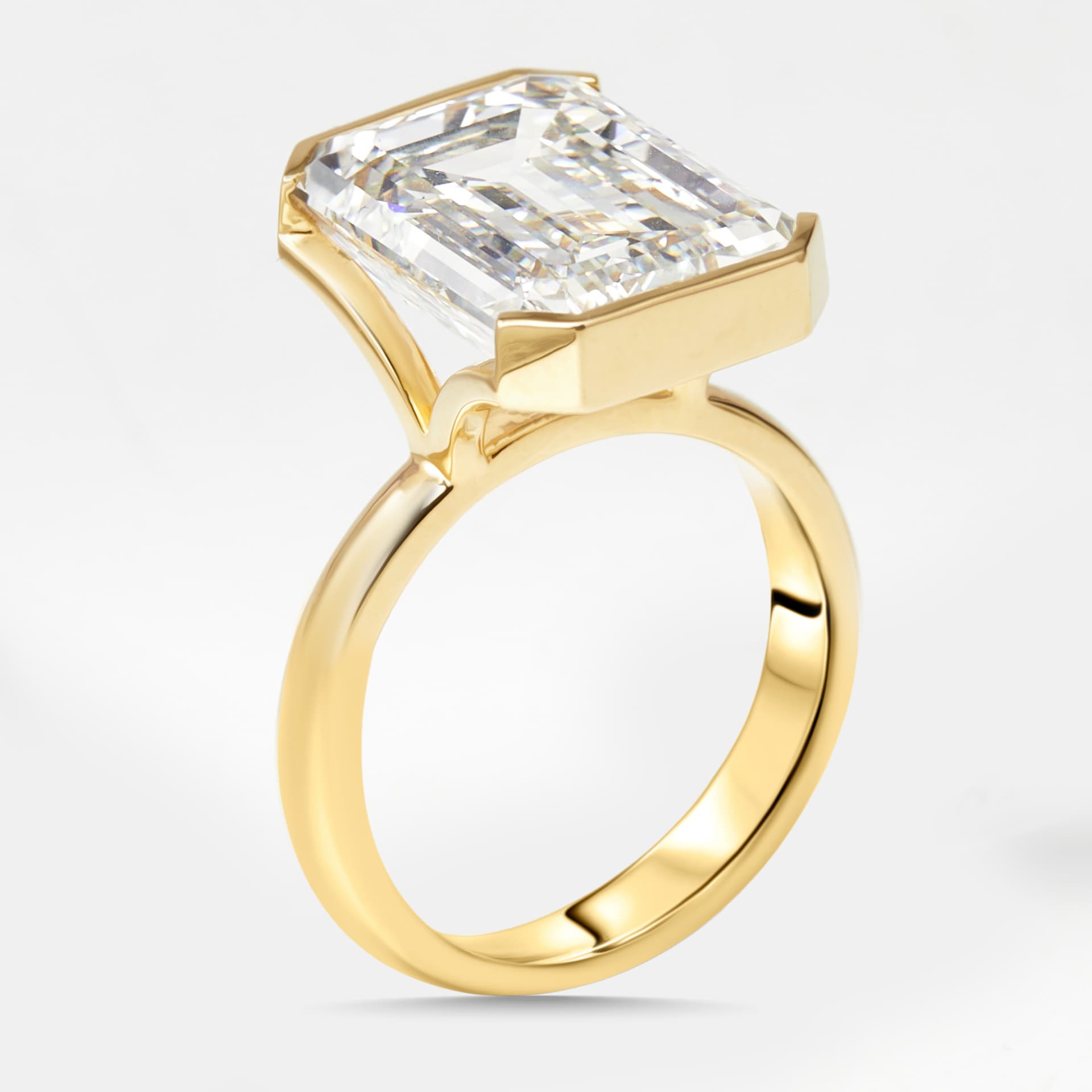 10 cts Emerald Cut Lab Grown Diamonds 18k Yellow Gold Ring Size 52