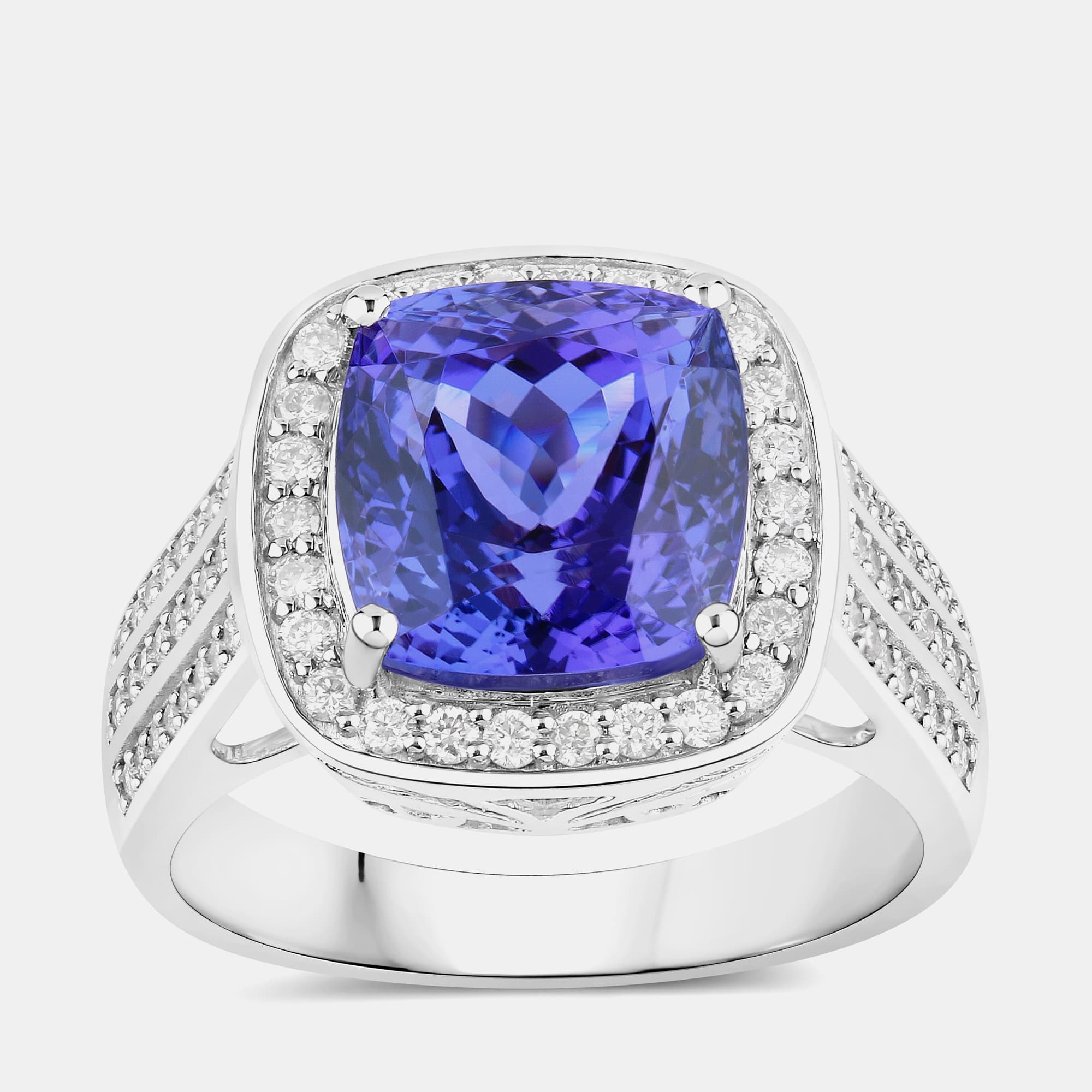 5.11 cts Tanzanite and Diamond 14K White Gold Halo Ring US Size 7