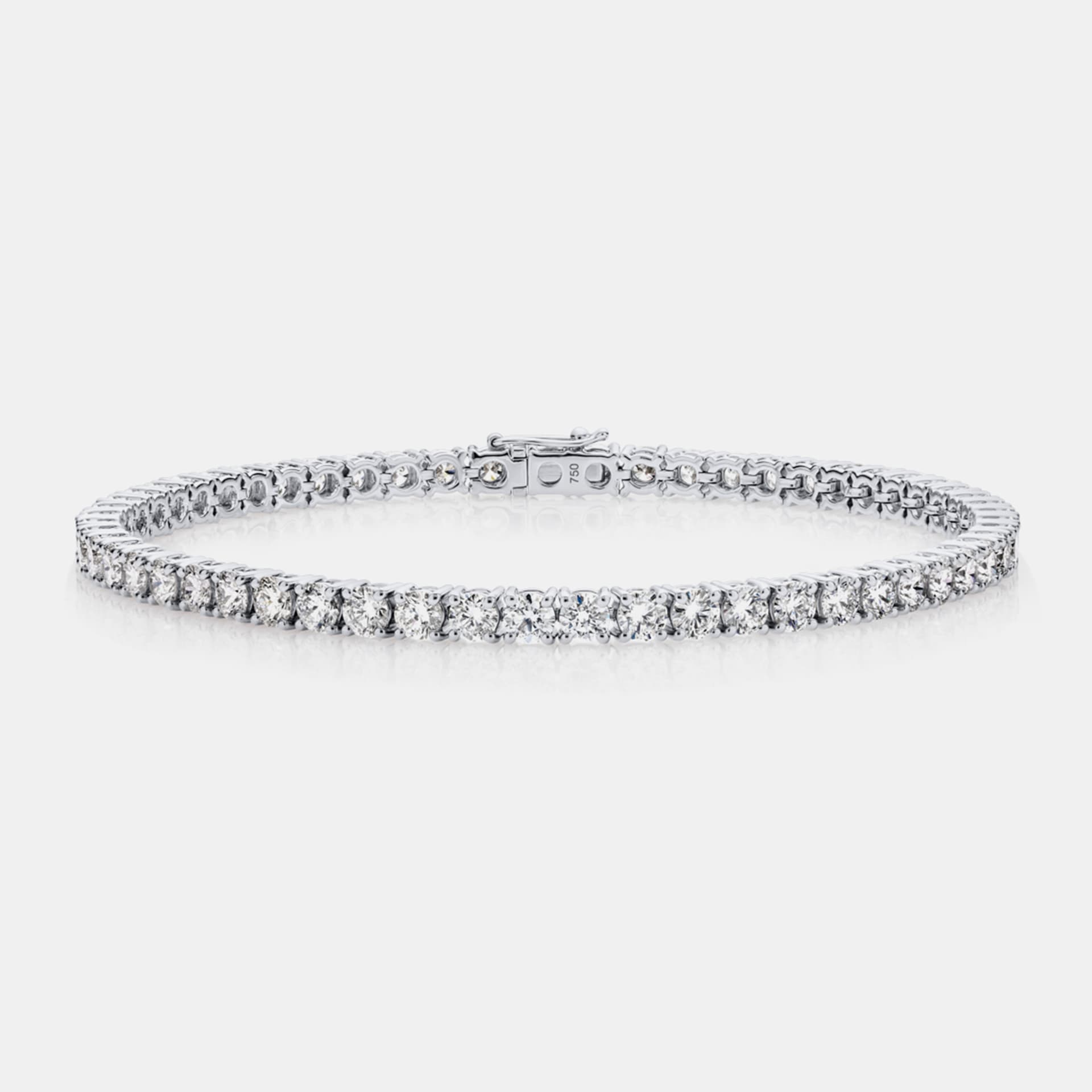 5.30 cts Round Brilliant Cut Lab Grown Diamonds 18k White Gold Tennis Bracelet