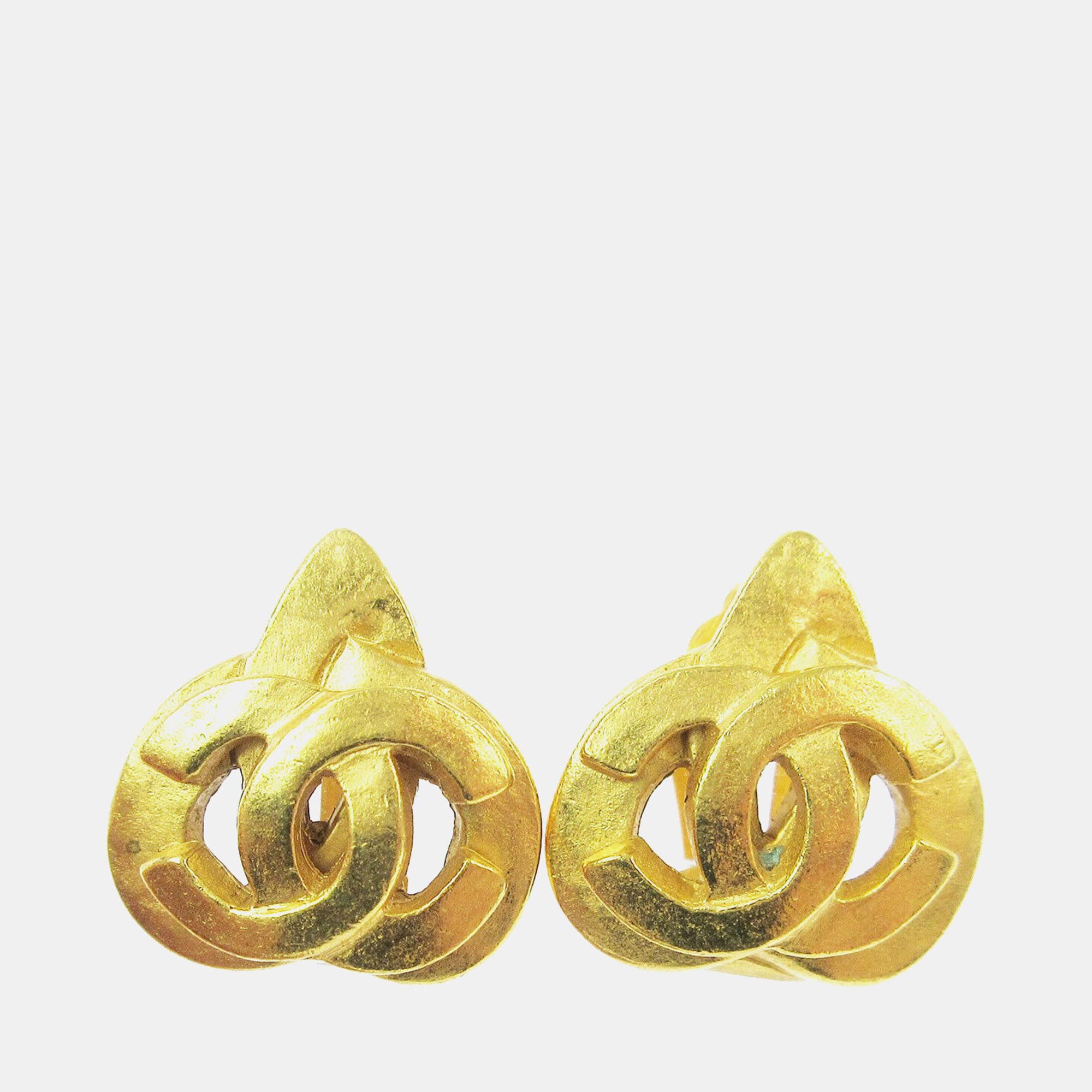 Chanel Heart Earrings Clip-On Gold