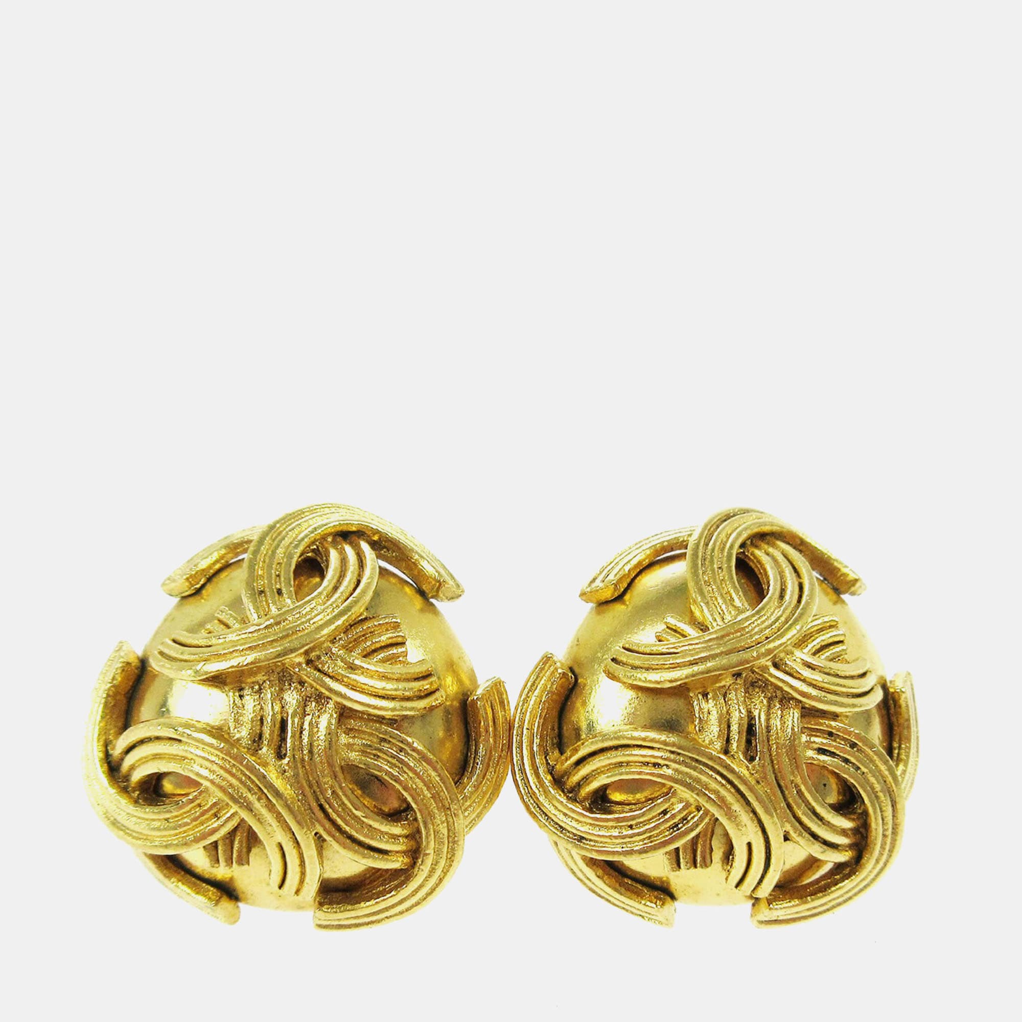 Chanel Triple Cc Earrings Clip-On Gold