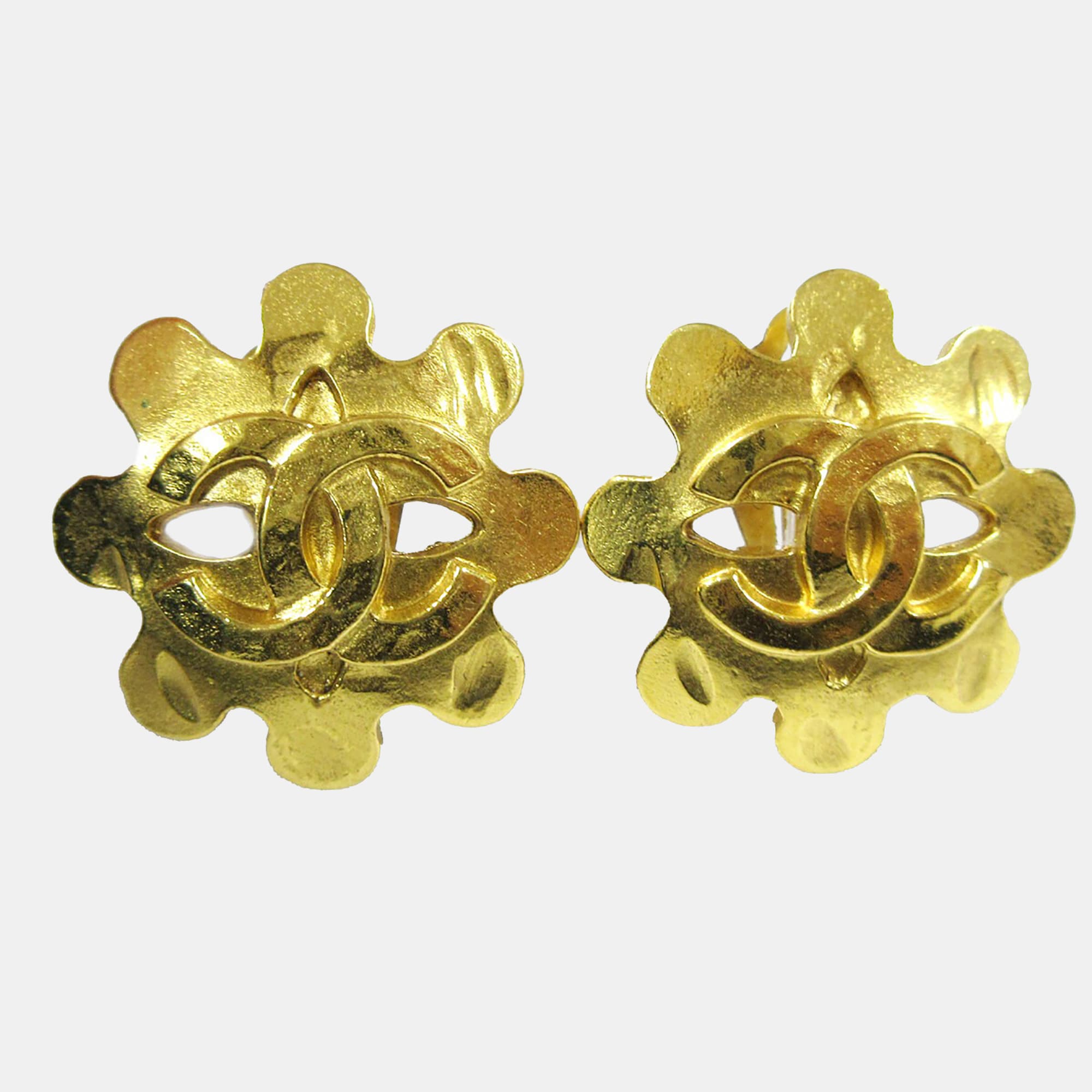 Chanel Button Earrings Clip-On Gold
