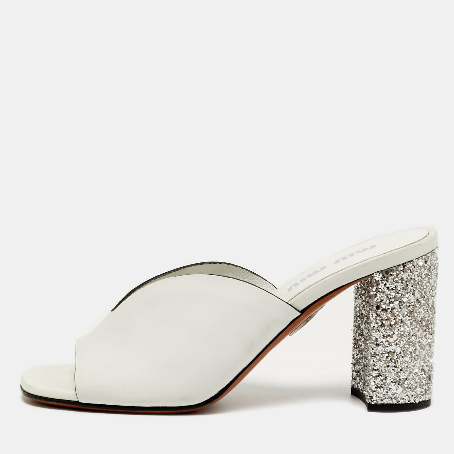 Miu Miu Size 38 White Leather Block Heel Slide Sandals