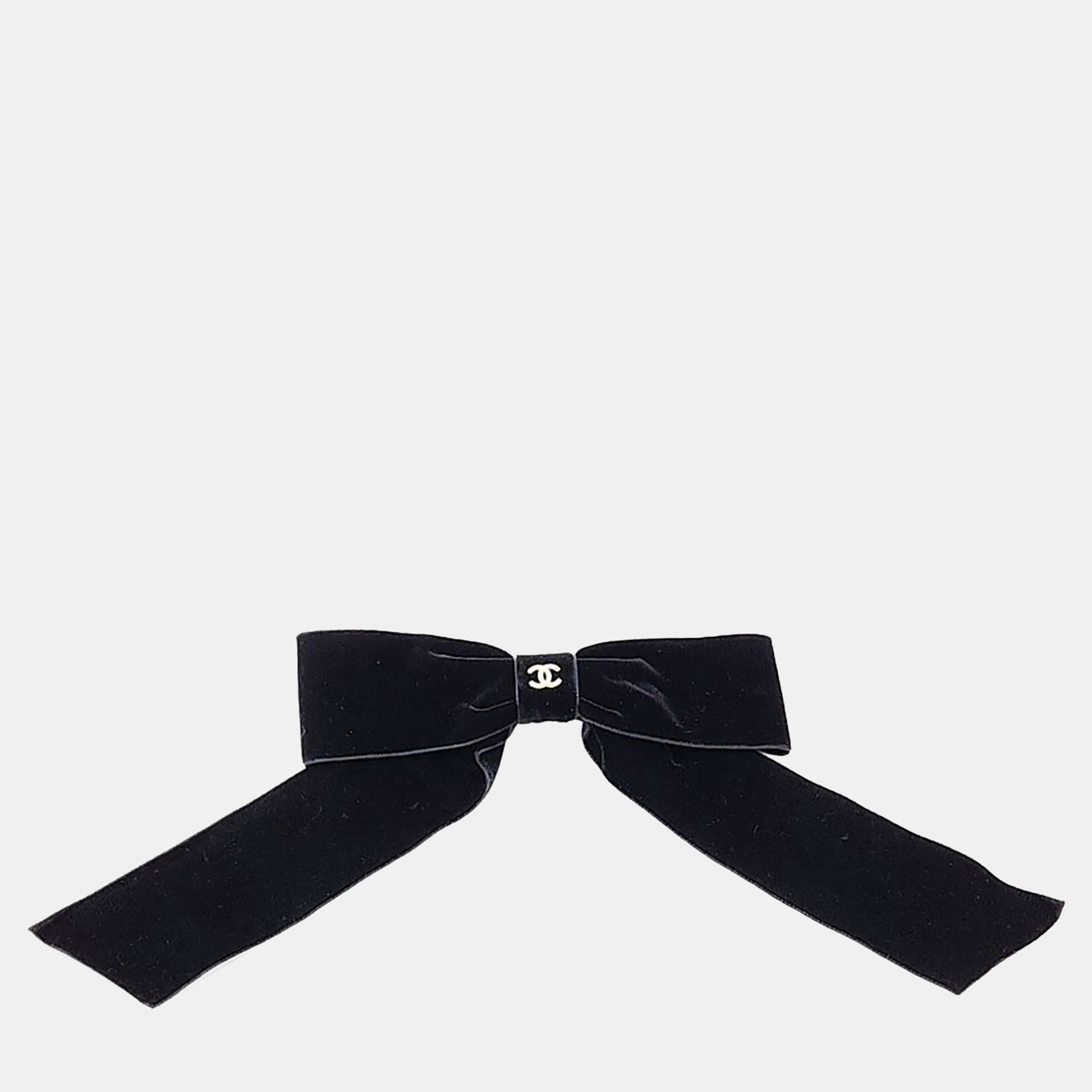 Chanel Black velvet ribbon hairpin