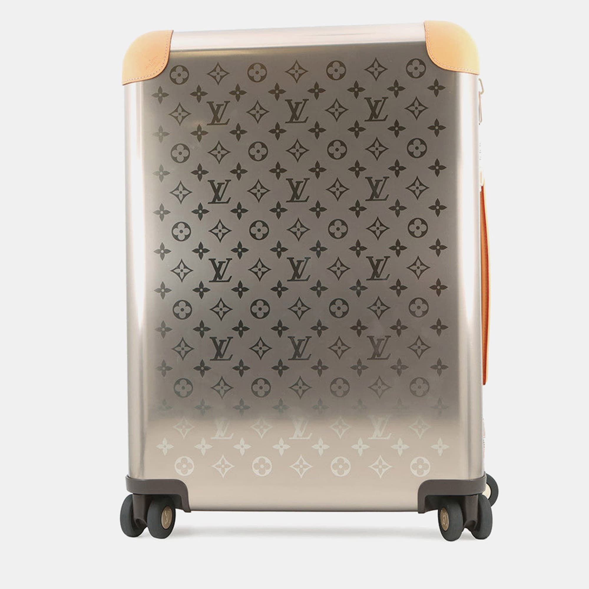 Louis Vuitton Horizon Silver Monogram Titanium Size 55