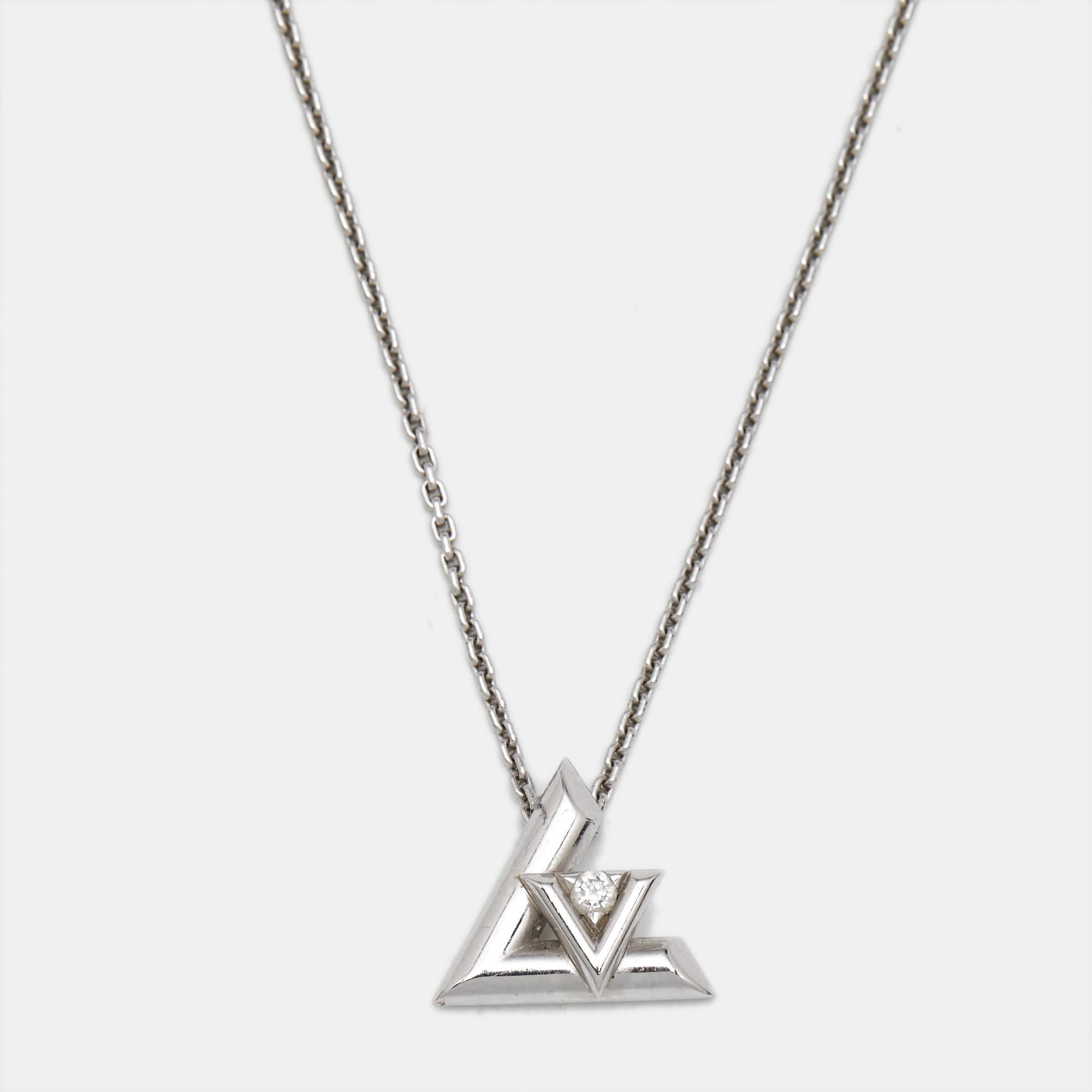 Louis Vuitton LV Volt Diamond 18k White Gold Necklace