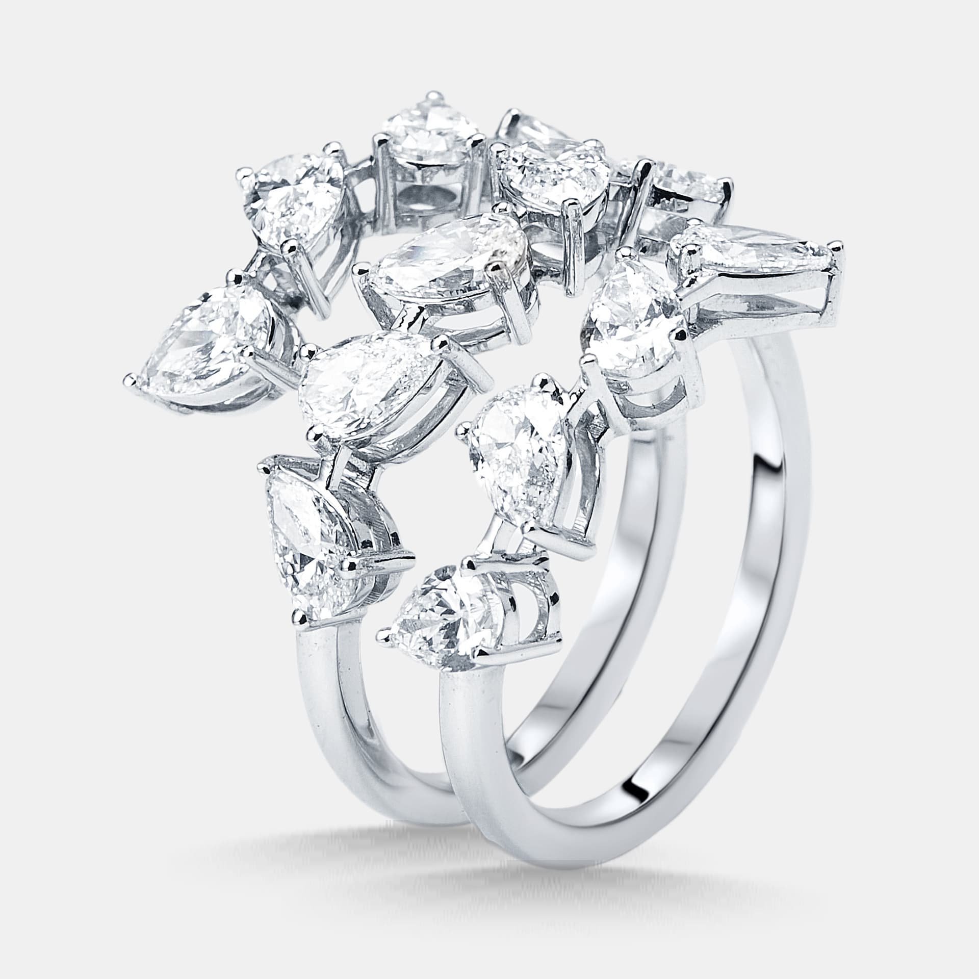 2.5 cts Pear Lab Grown Diamonds 18k White Gold Ring Size 51
