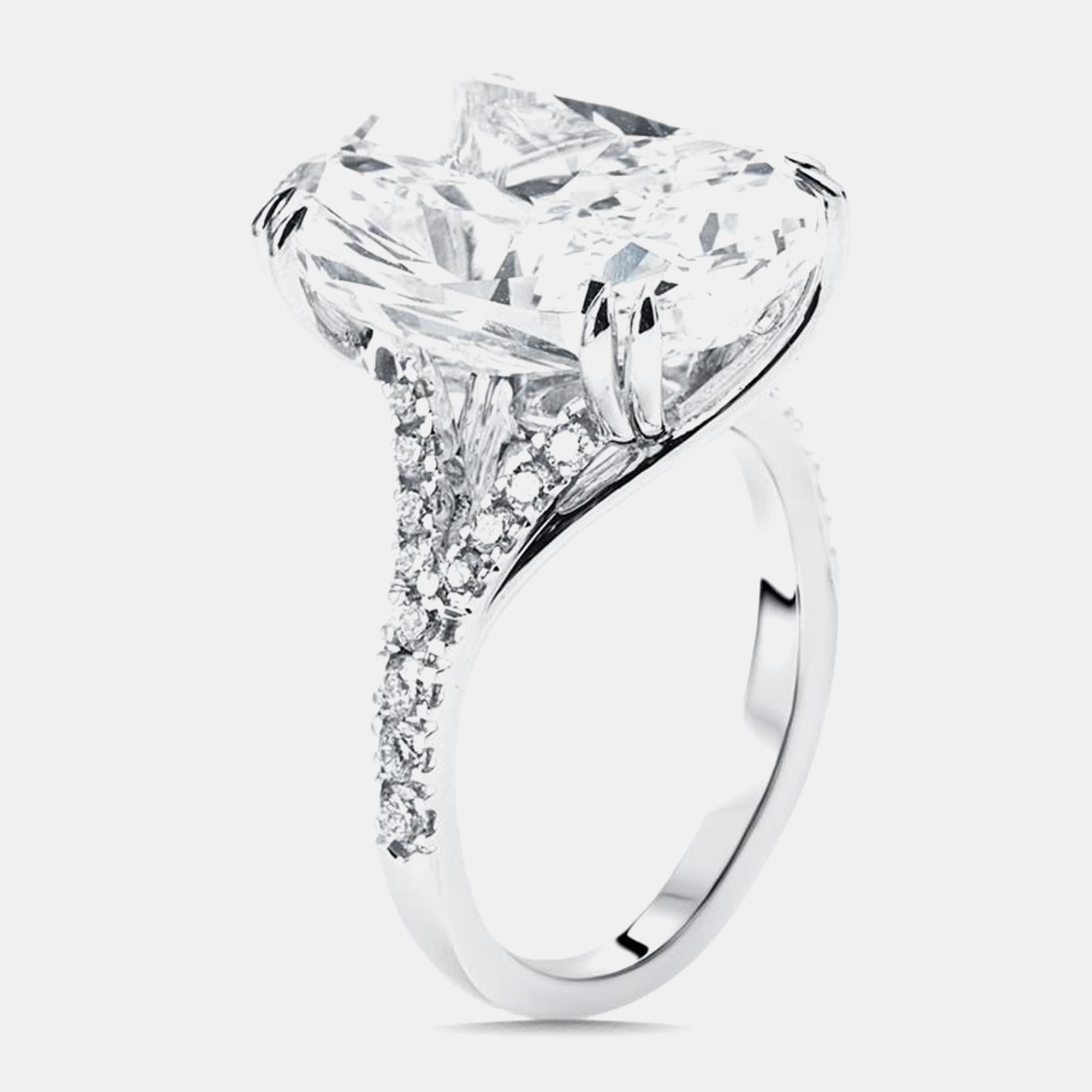 12.5 cts Radiant, Round Lab Grown Diamonds 18k White Gold Ring Size 51