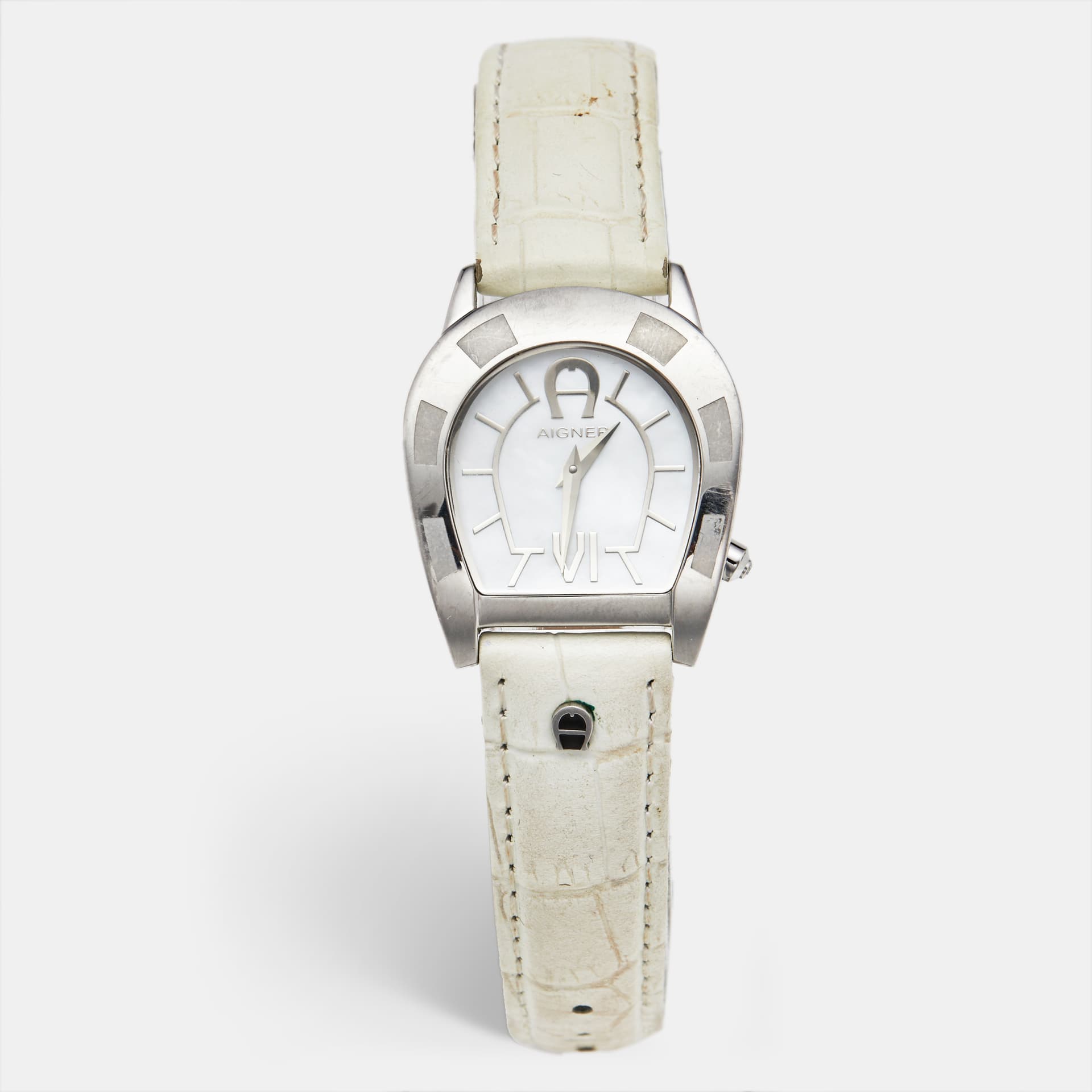 Aigner Portobello A30200 White Mother of Pearl Stainless Steel Women's Wristwatch 29 mm