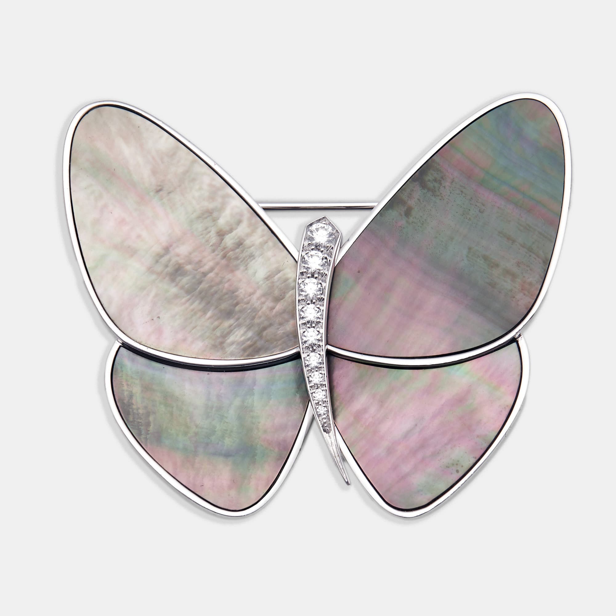 Van Cleef & Arpels Butterfly Grey Mother of Pearl Diamonds 18k White Gold Brooch