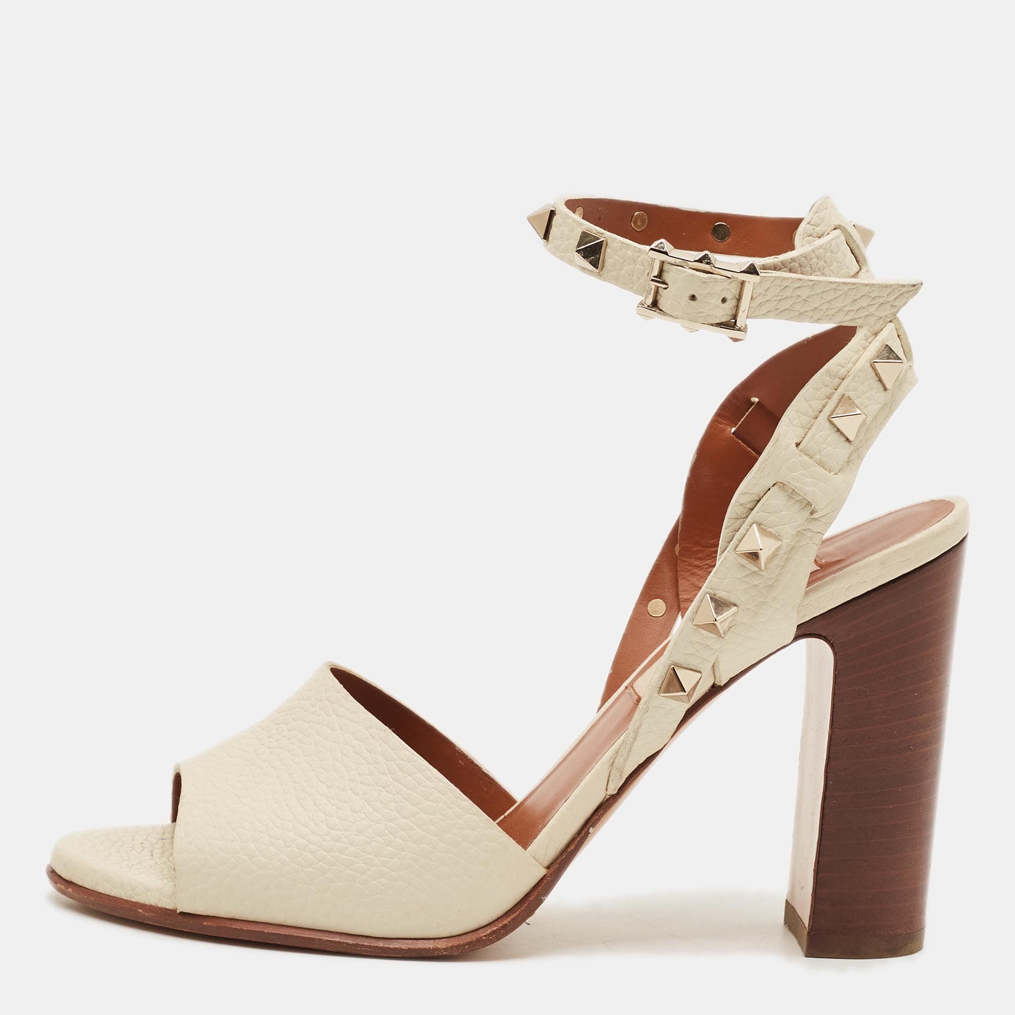 Valentino Rockstud Size 36.5 Cream Leather Ankle Strap Sandals