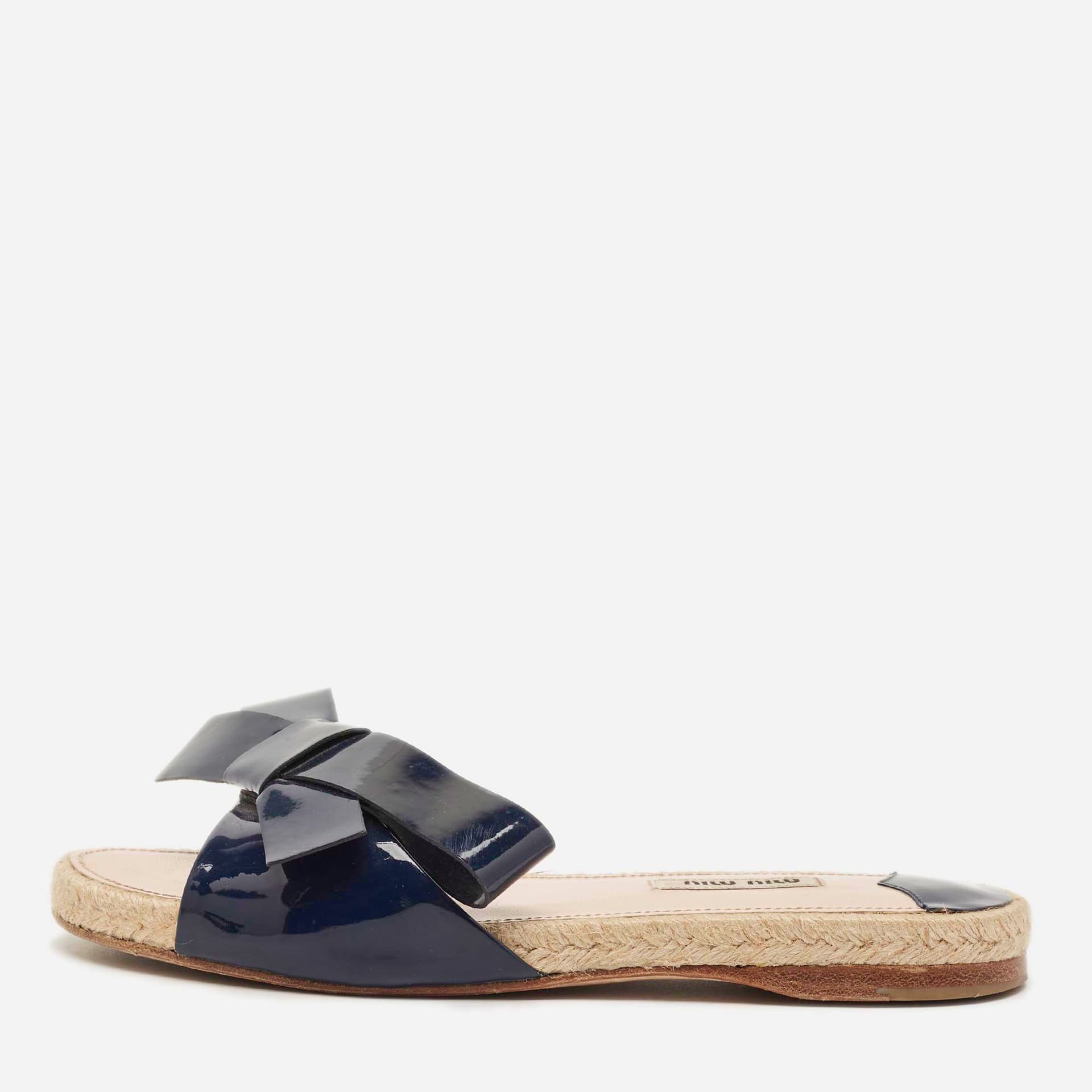 Miu Miu Size 38.5 Navy Blue Patent Leather Bow Espadrille Flat Slide